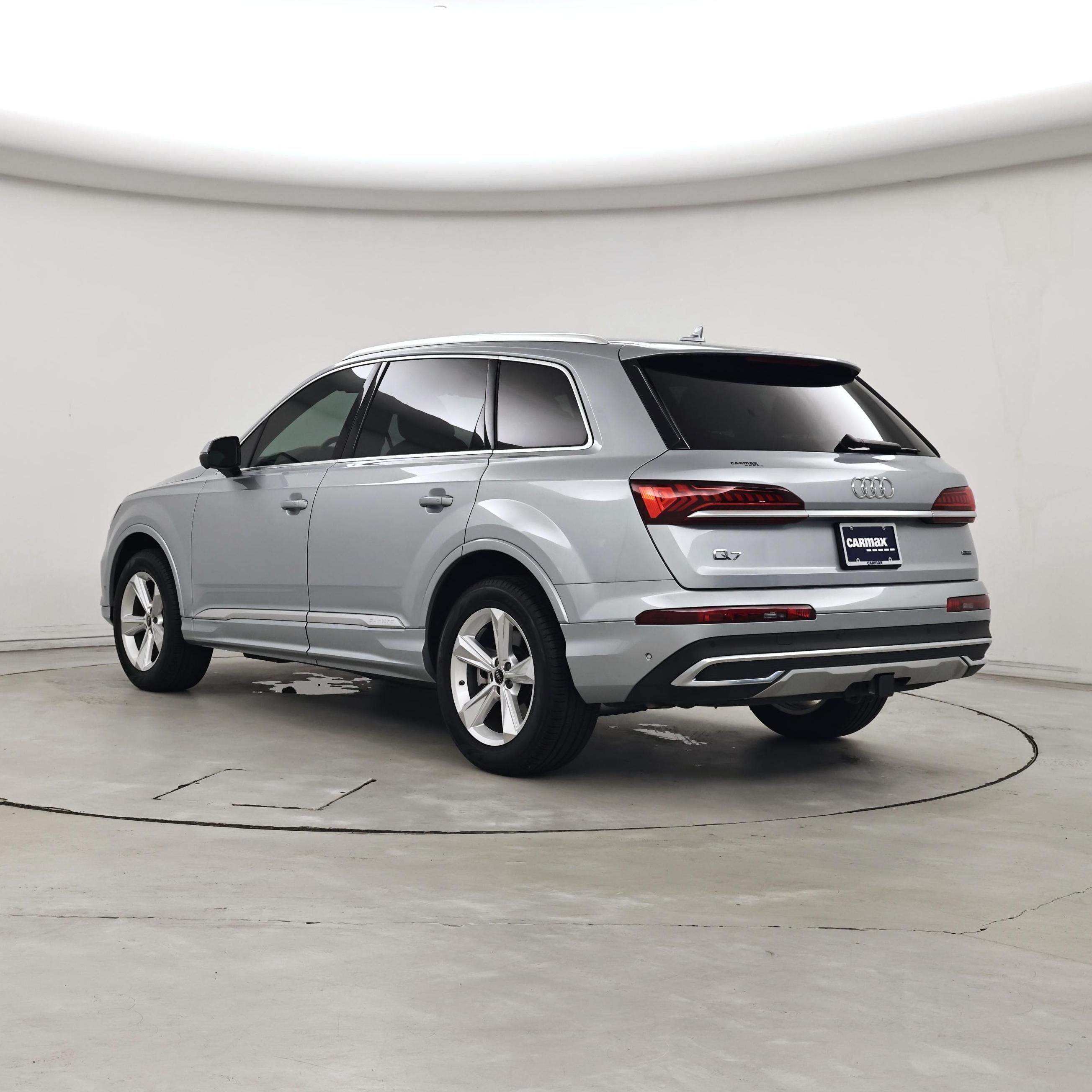 Thumbnail: 2023 Audi Q7 - 2