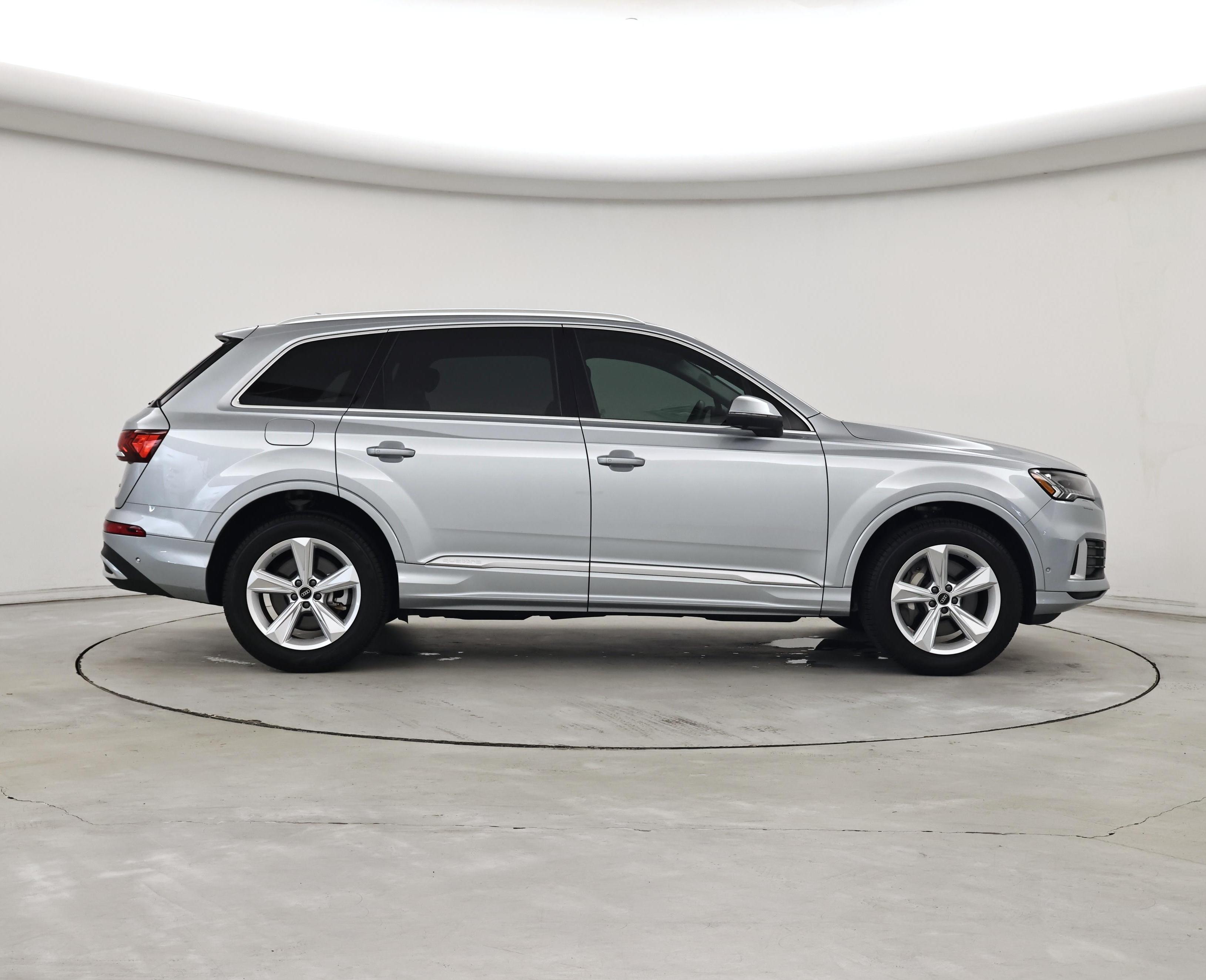 Thumbnail: 2023 Audi Q7 - 7