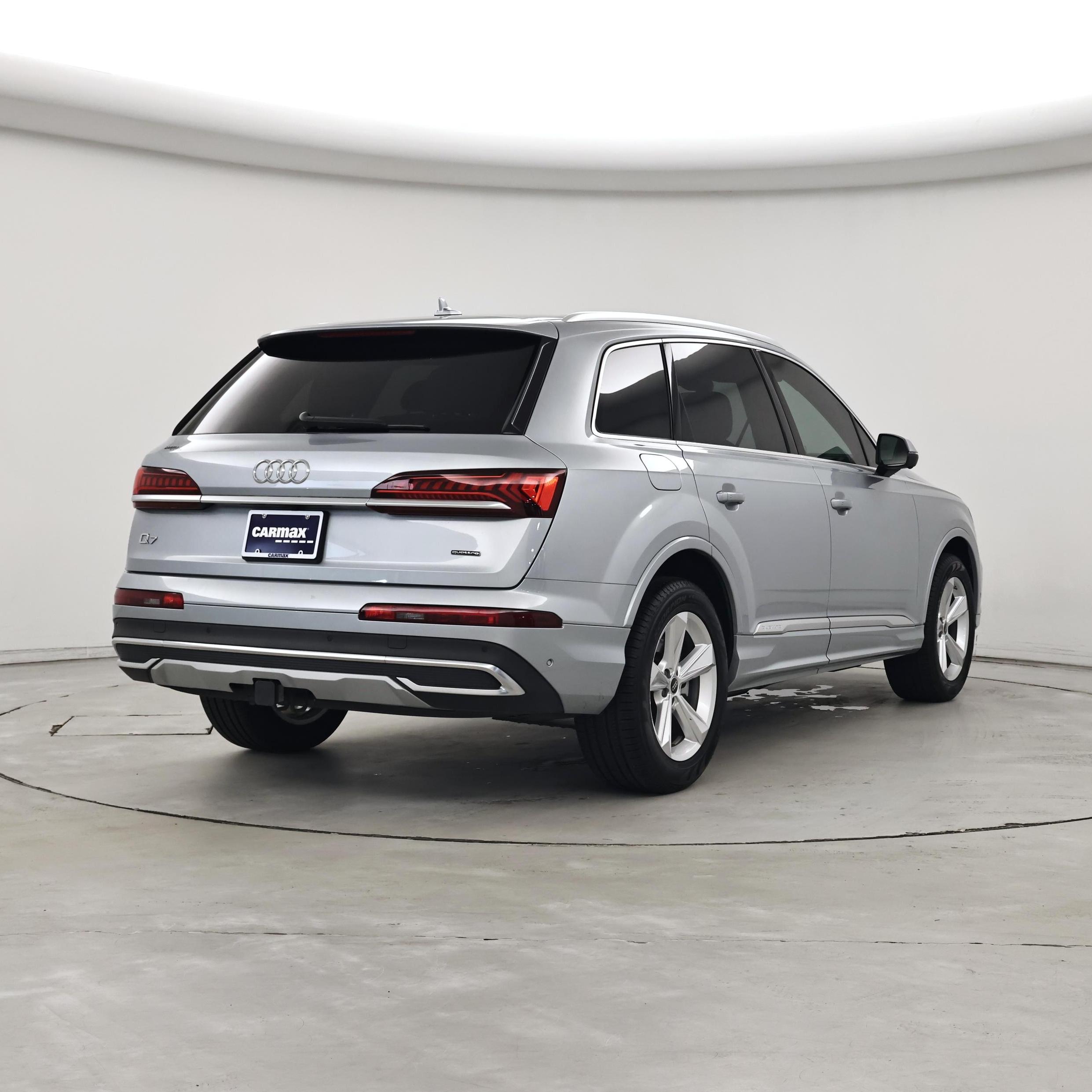 Thumbnail: 2023 Audi Q7 - 8