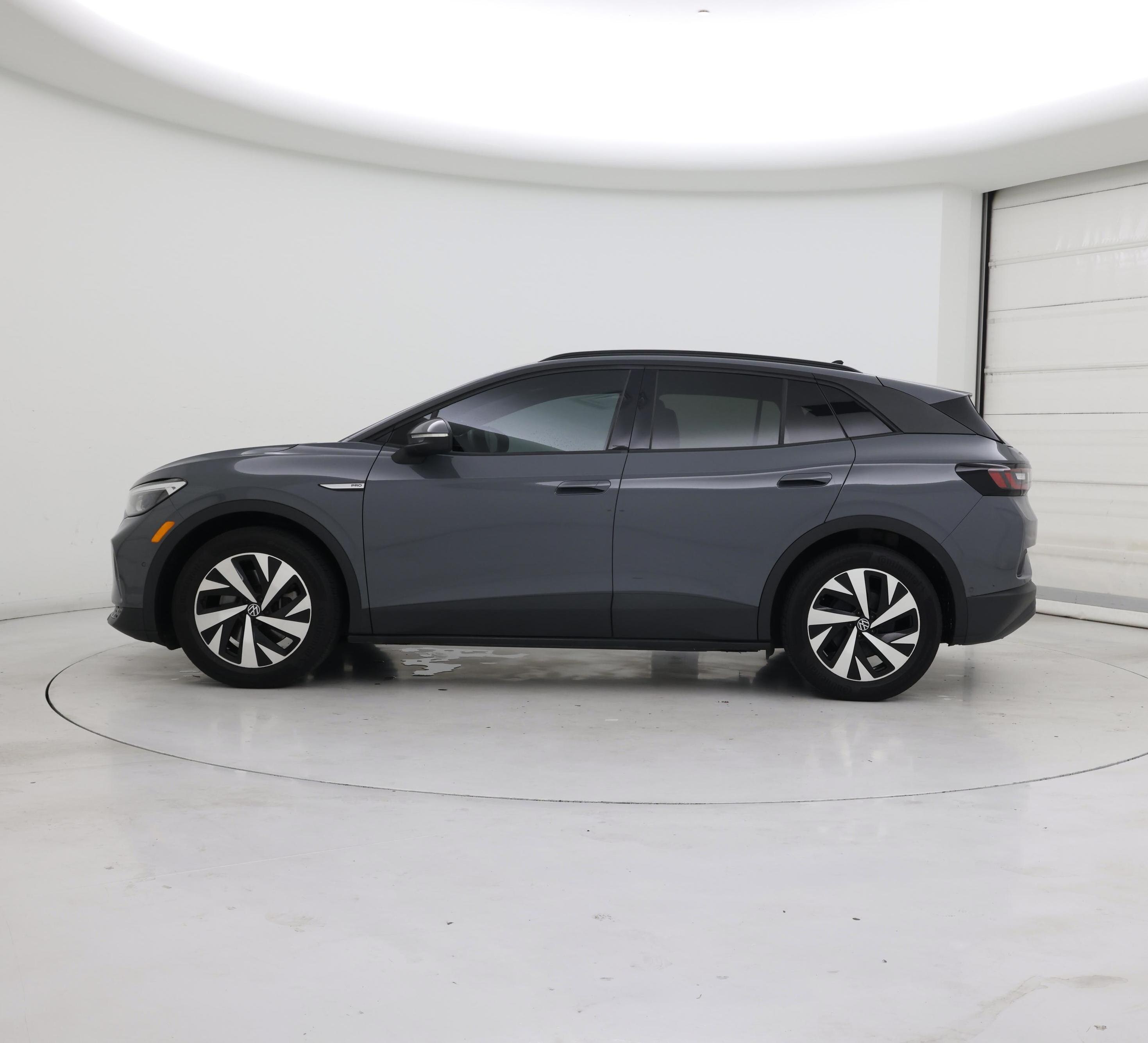 Thumbnail: 2023 Volkswagen ID.4 - 3