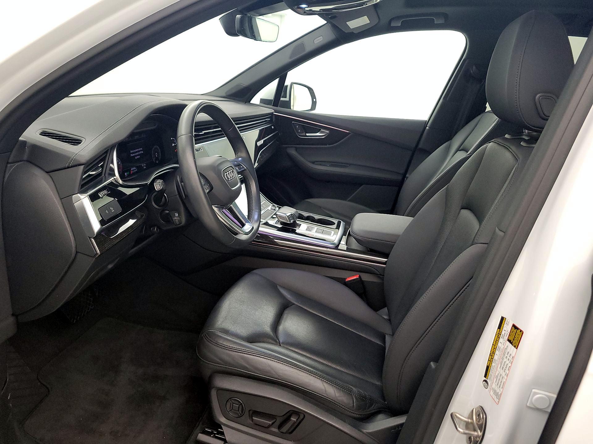 Thumbnail: 2023 Audi Q7 - 11