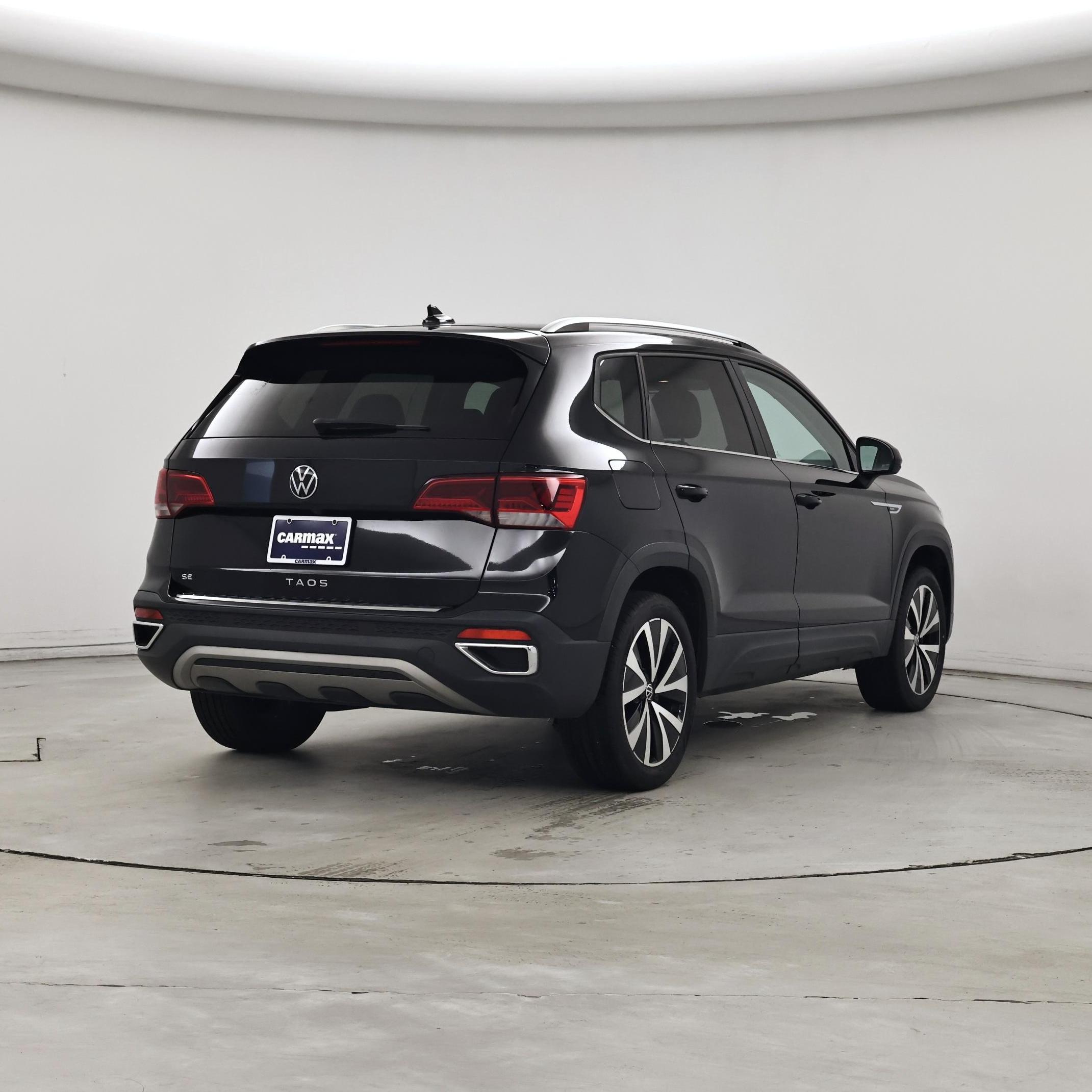 Thumbnail: 2022 Volkswagen Taos - 8