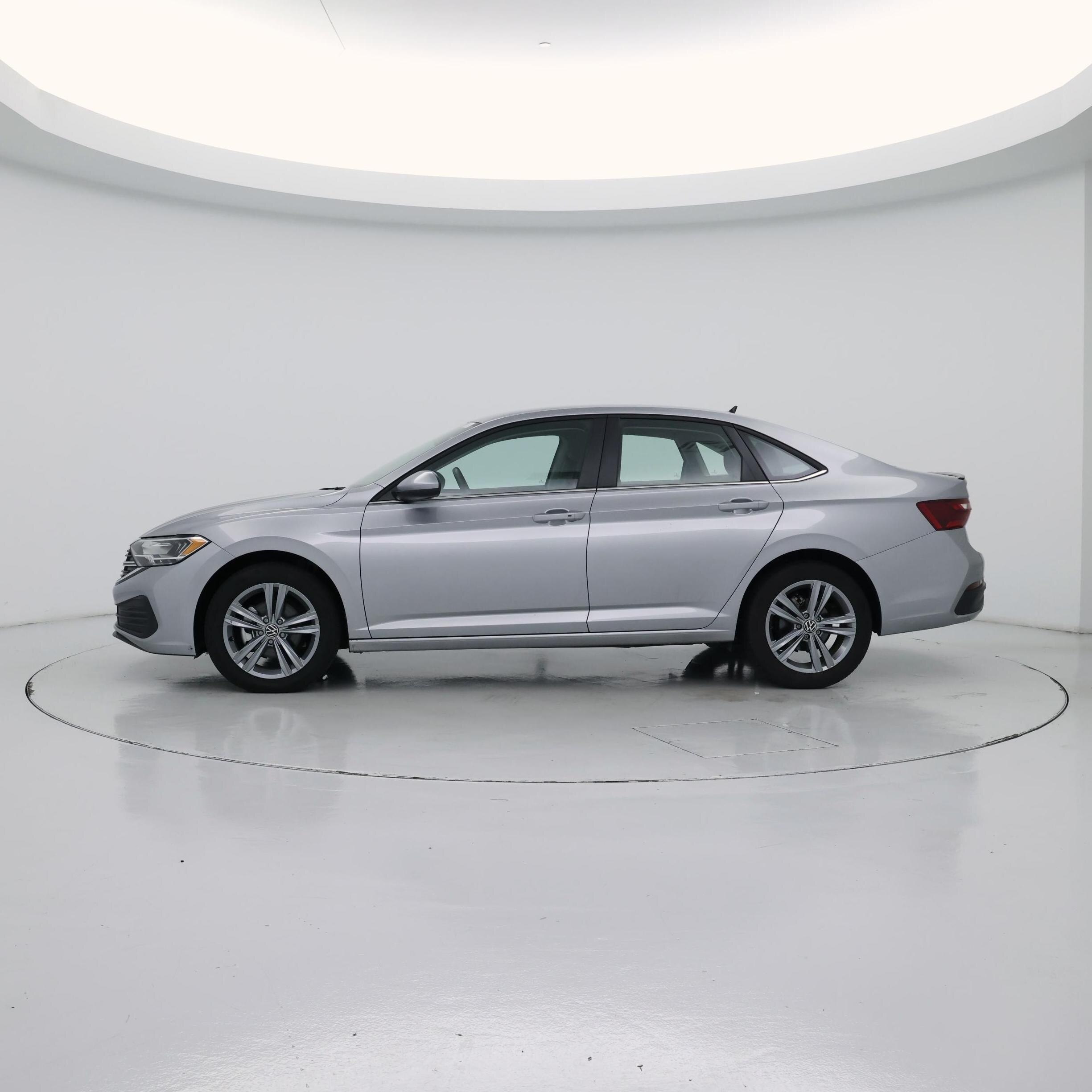 Thumbnail: 2024 Volkswagen Jetta - 3
