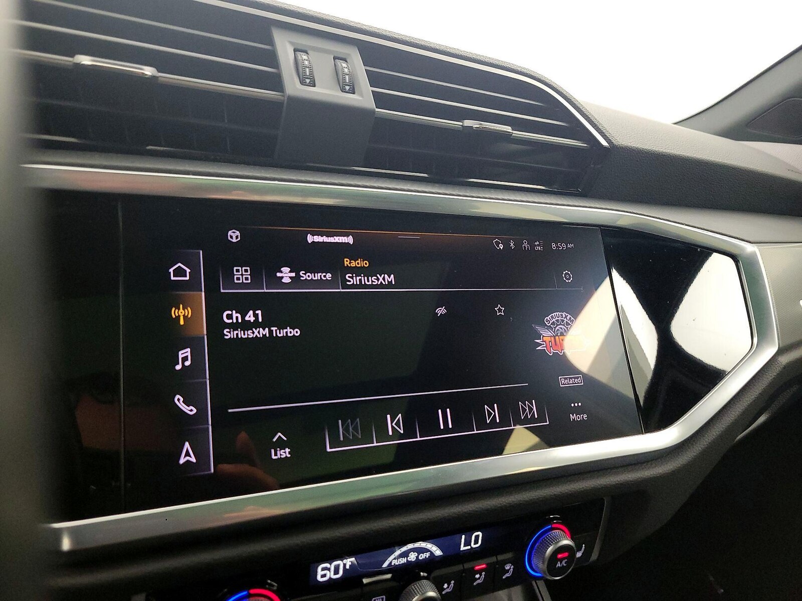 2023 Audi Q3 S Line Premium Plus - Photo 17