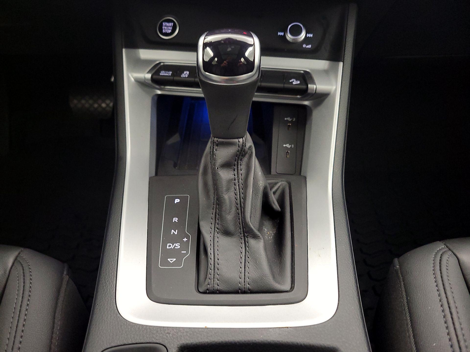 Thumbnail: 2023 Audi Q3 - 18