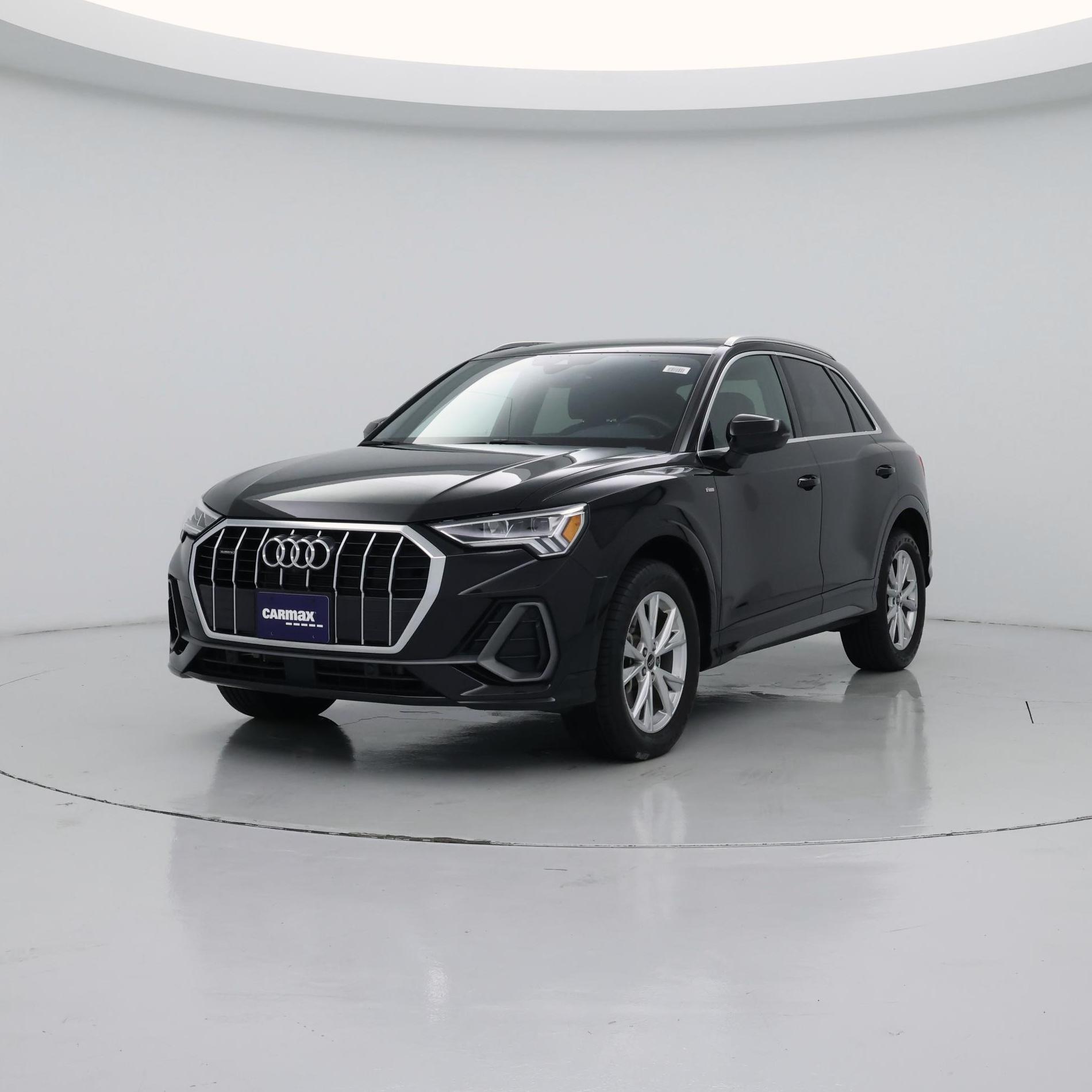 Thumbnail: 2023 Audi Q3 - 4