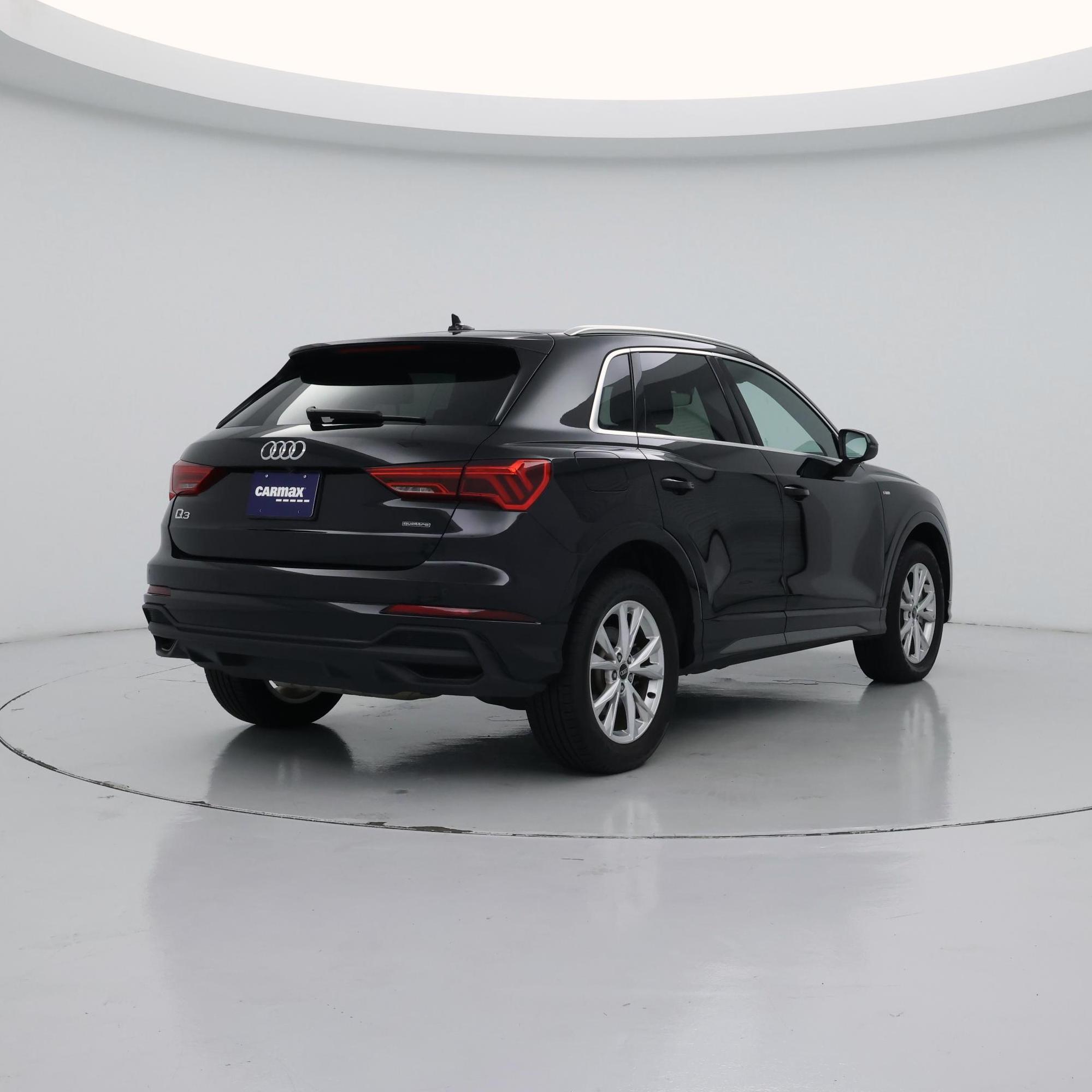 Thumbnail: 2023 Audi Q3 - 8