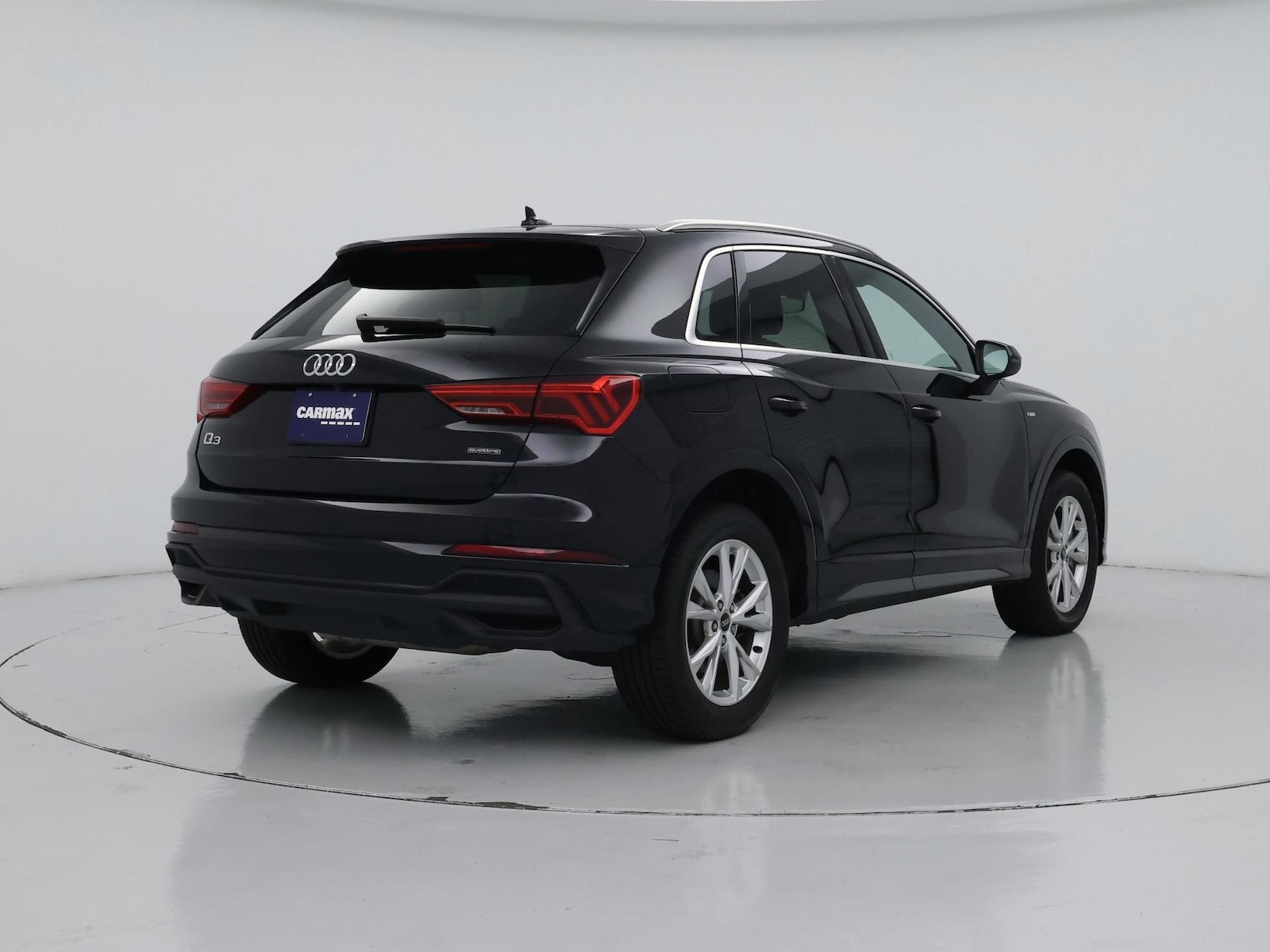 2023 Audi Q3 S Line Premium Plus - Photo 9