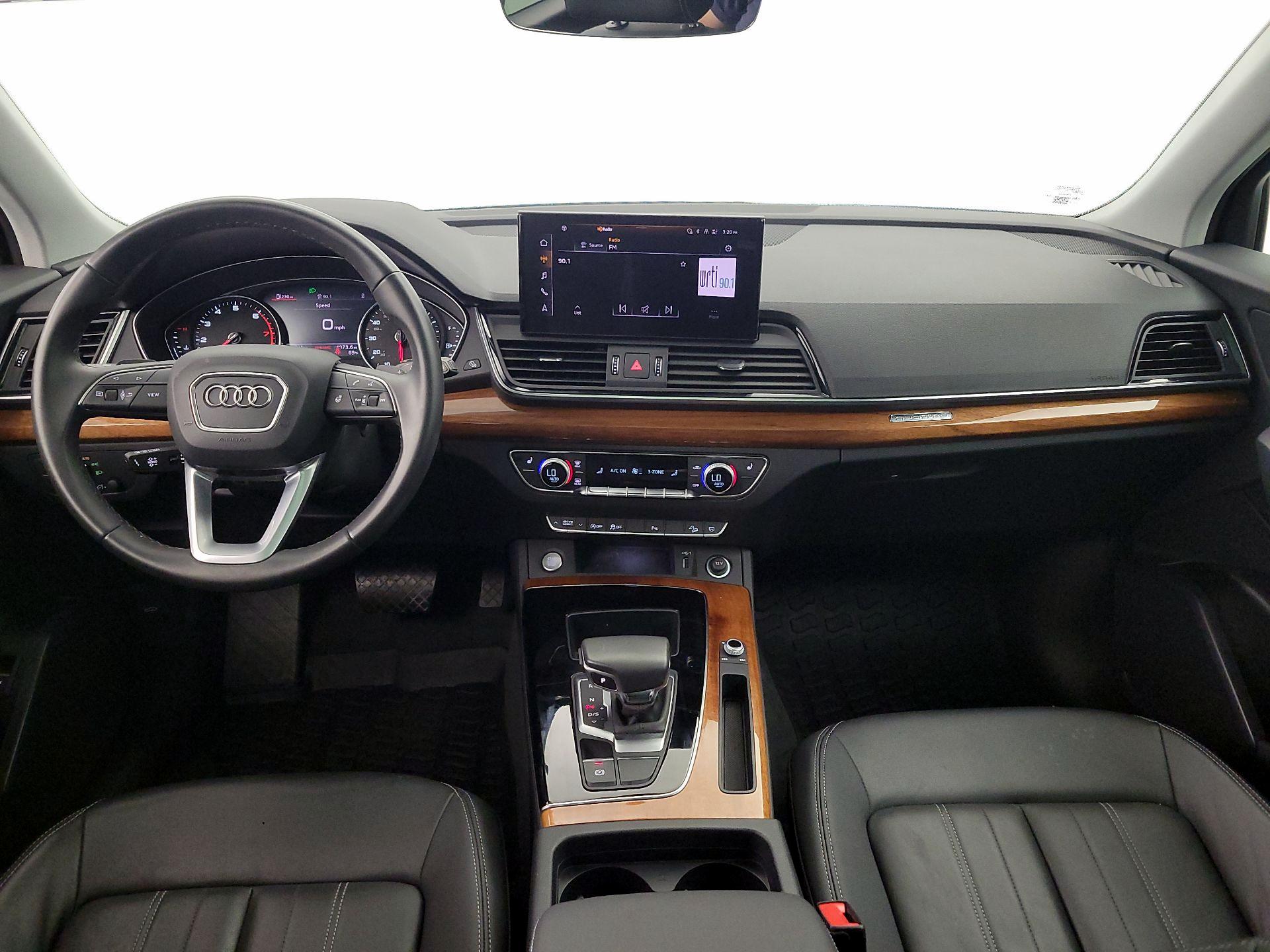 Thumbnail: 2023 Audi Q5 - 9