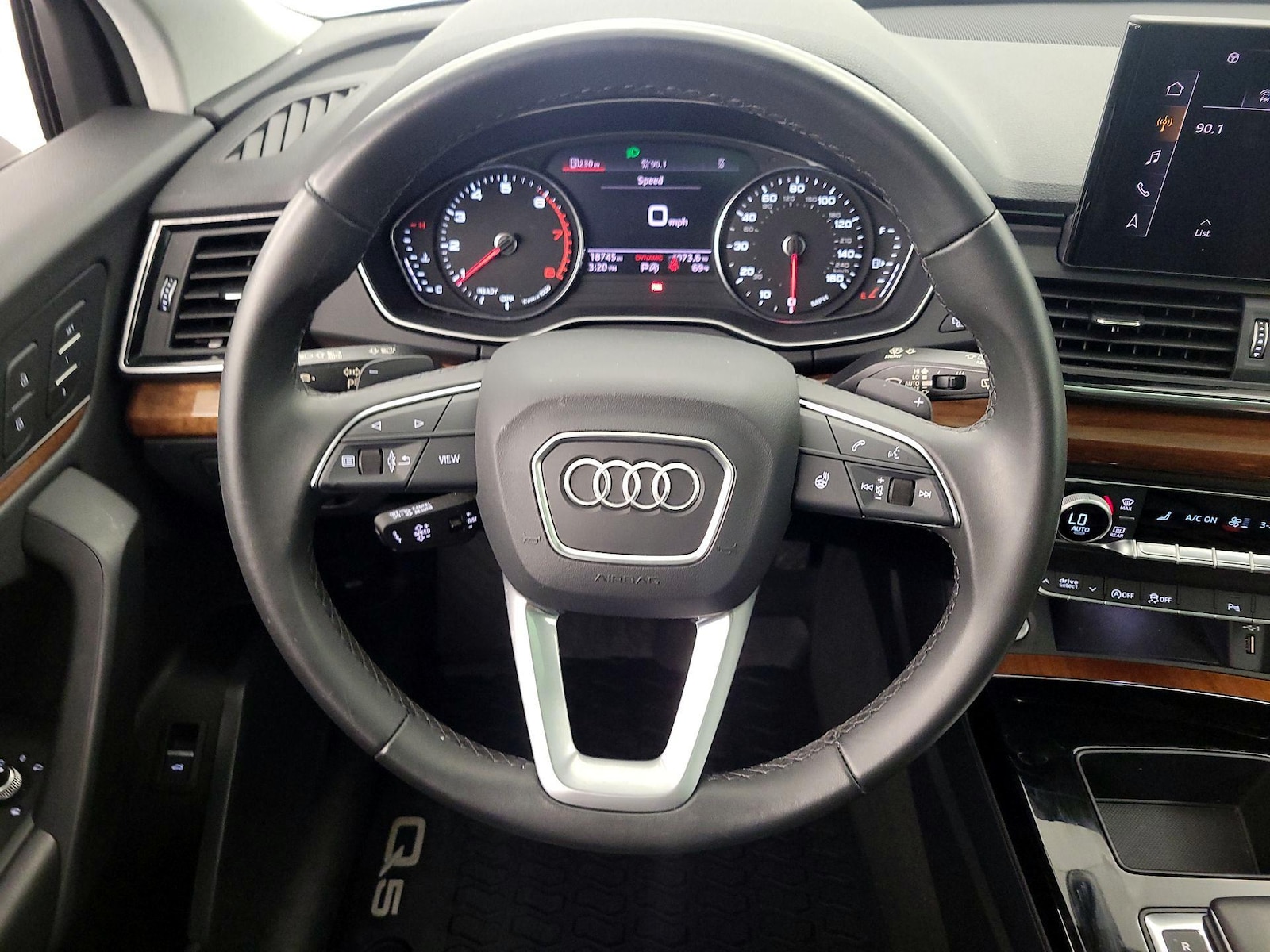 2023 Audi Q5 Premium - Photo 11