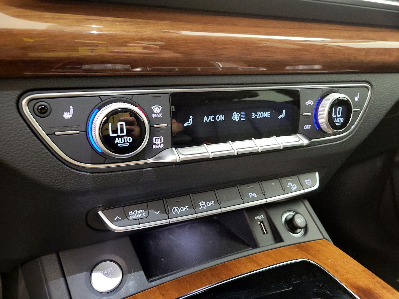 2023 Audi Q5 Premium - Photo 18