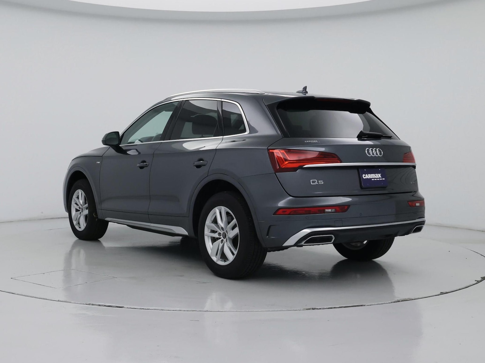 2023 Audi Q5 Premium - Photo 3