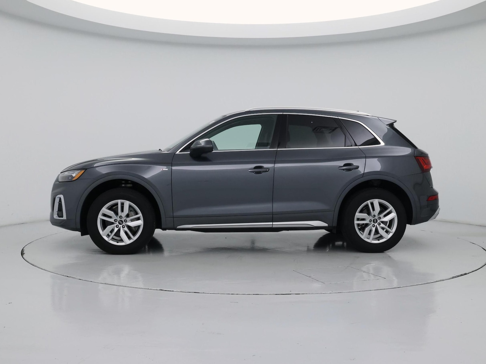 2023 Audi Q5 Premium - Photo 4