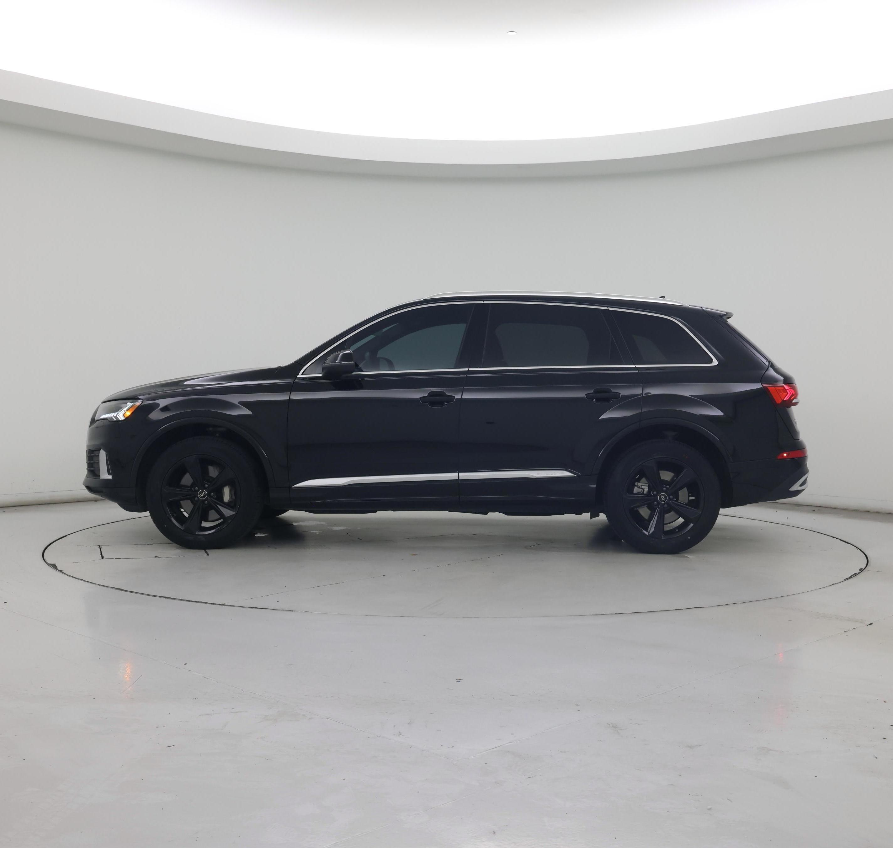 Thumbnail: 2023 Audi Q7 - 3