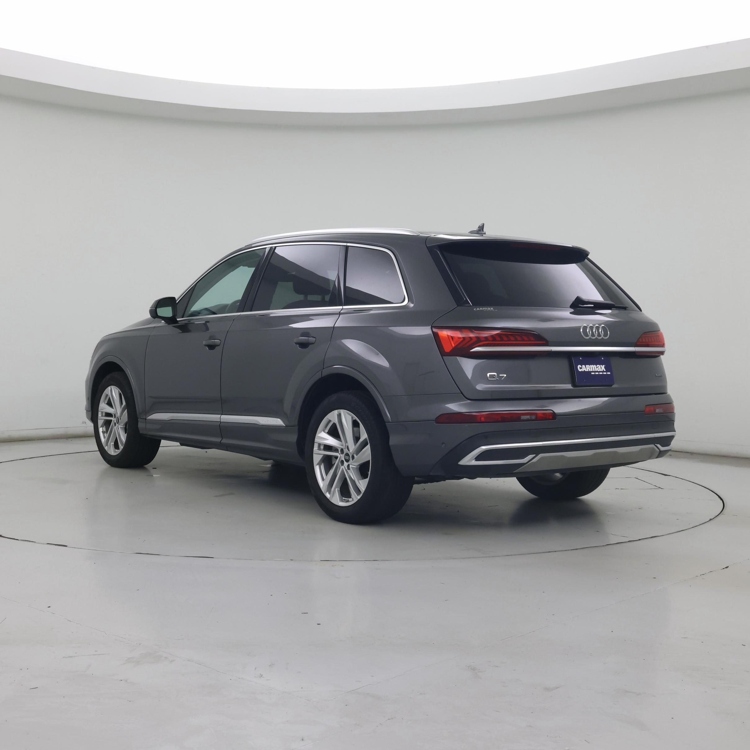 Thumbnail: 2023 Audi Q7 - 2