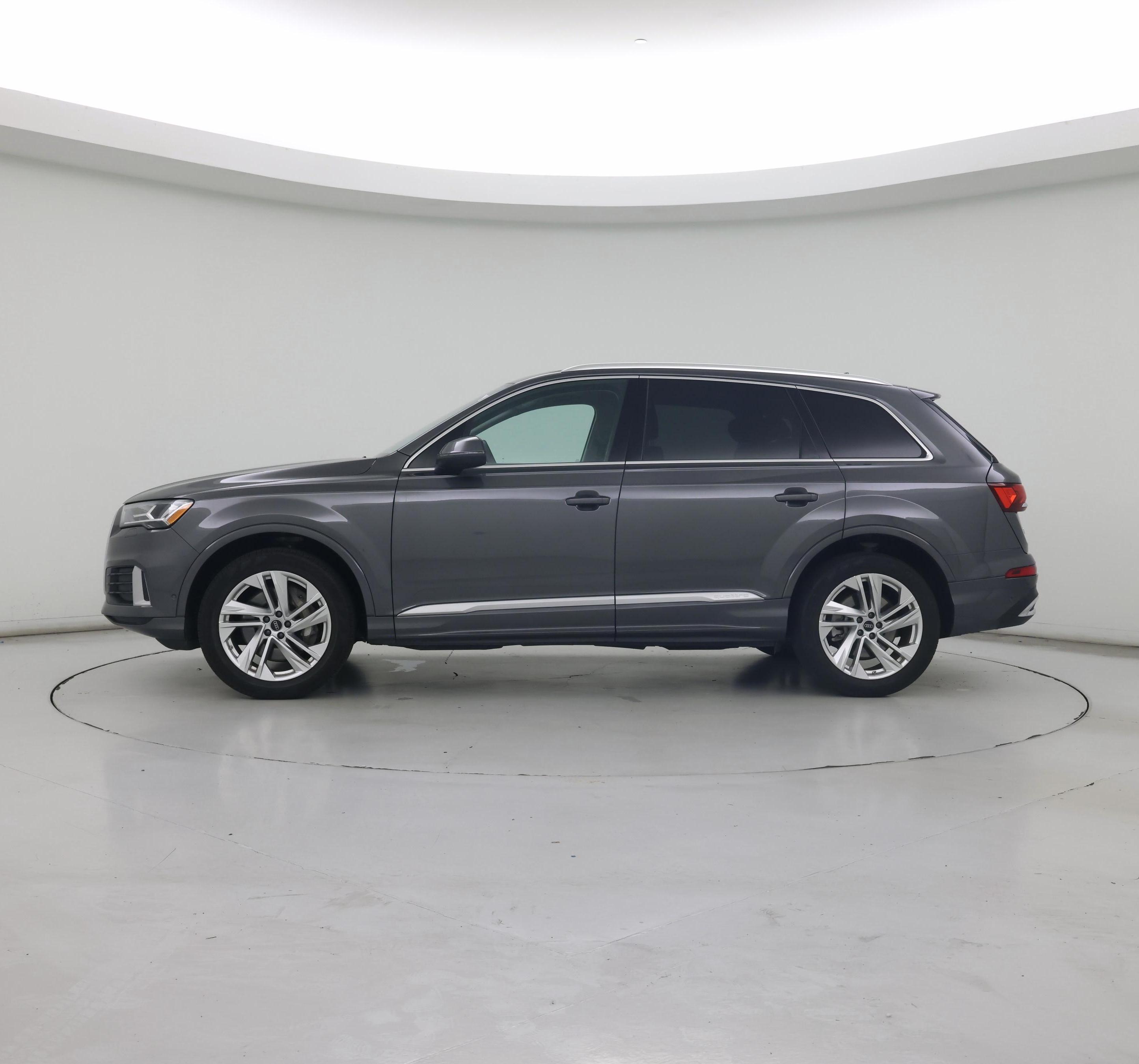 Thumbnail: 2023 Audi Q7 - 3