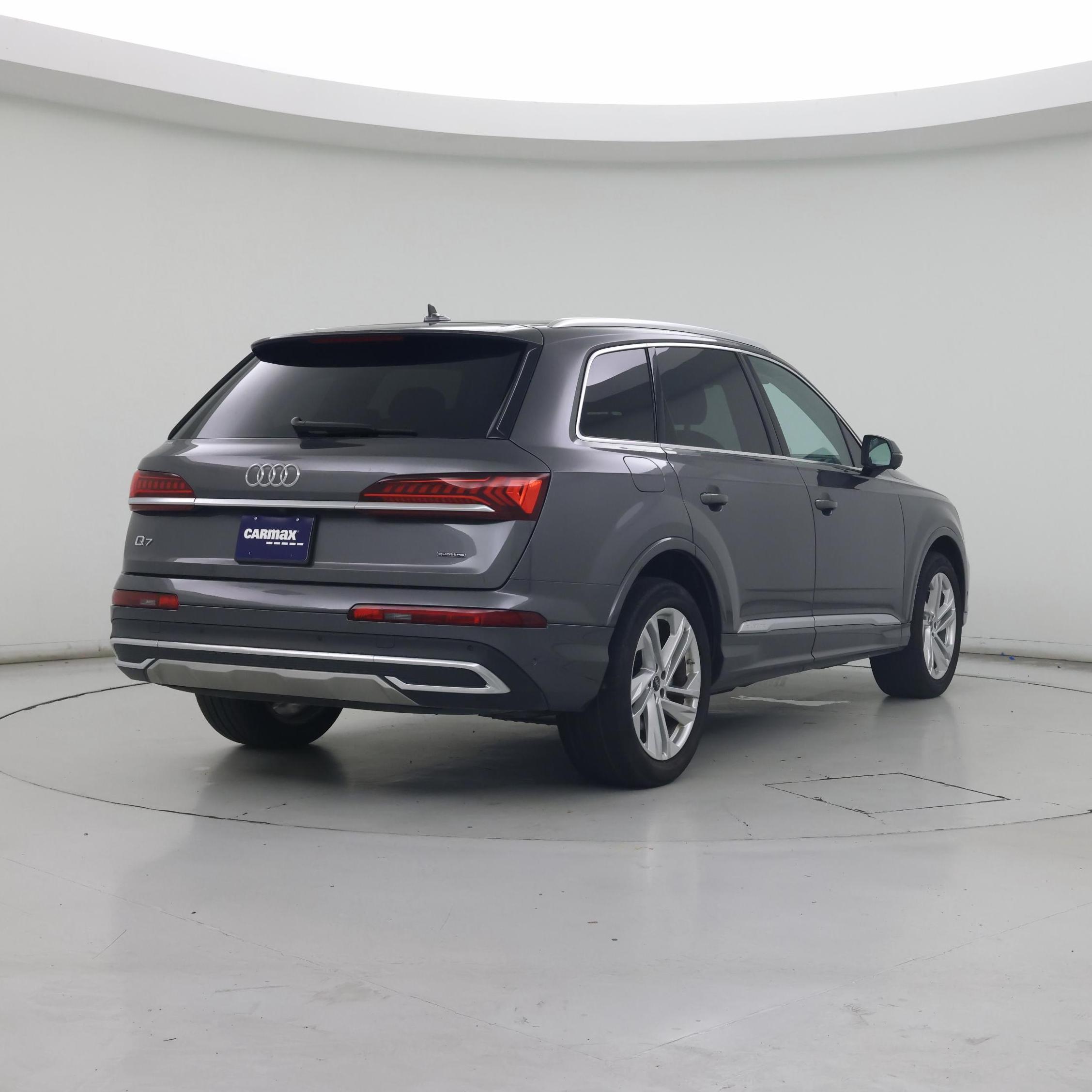Thumbnail: 2023 Audi Q7 - 8