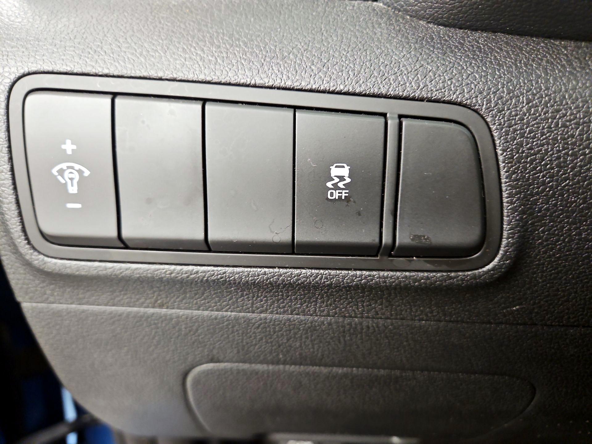 Thumbnail: 2016 Hyundai Tucson - 13