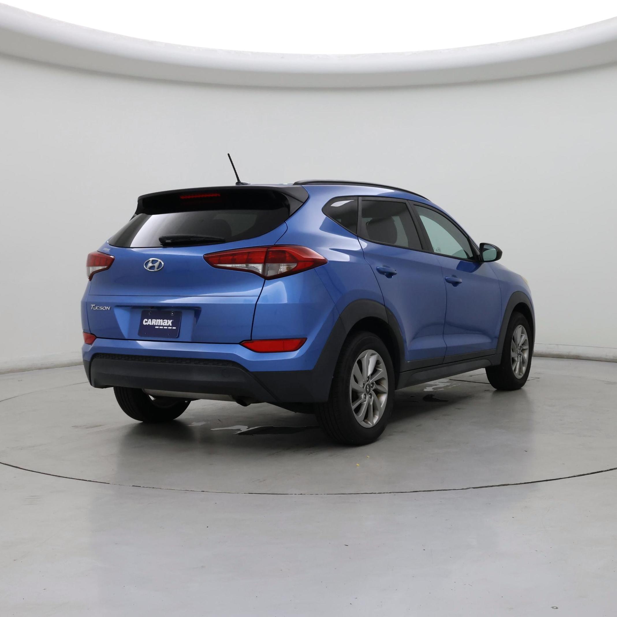 Thumbnail: 2016 Hyundai Tucson - 8