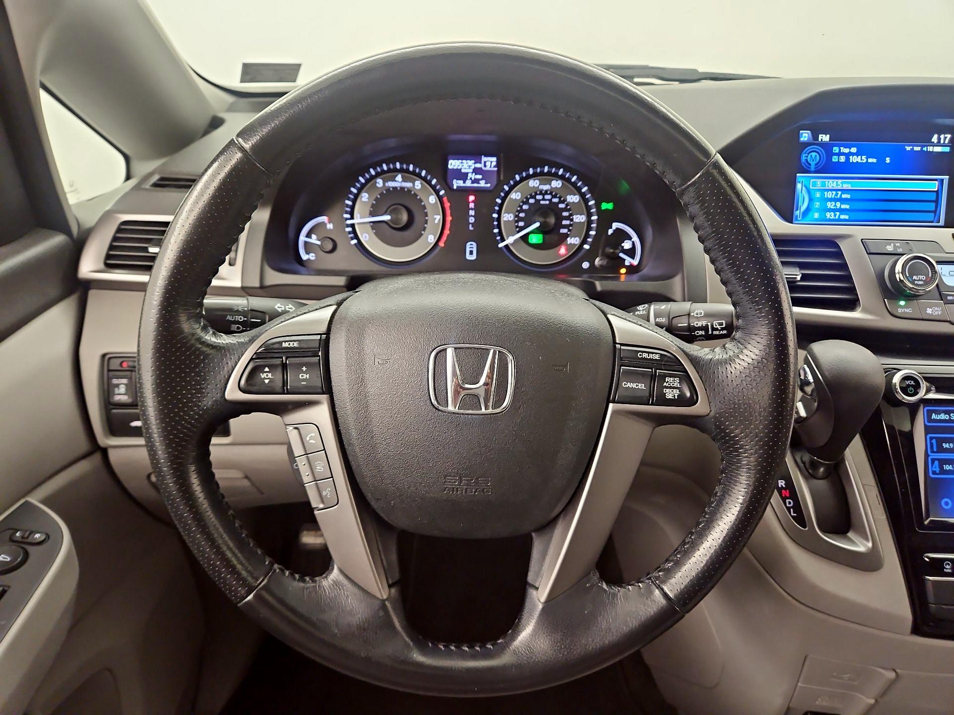 Thumbnail: 2016 Honda Odyssey - 10