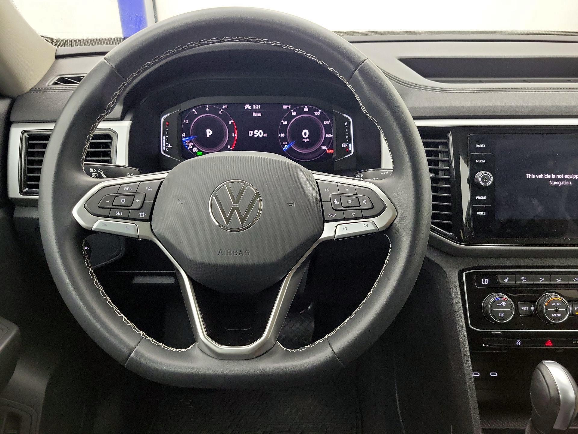 Thumbnail: 2023 Volkswagen Atlas - 10
