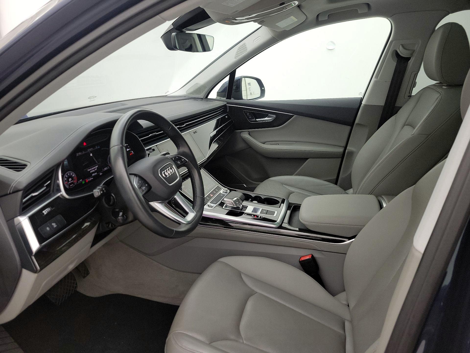 Thumbnail: 2023 Audi Q7 - 11