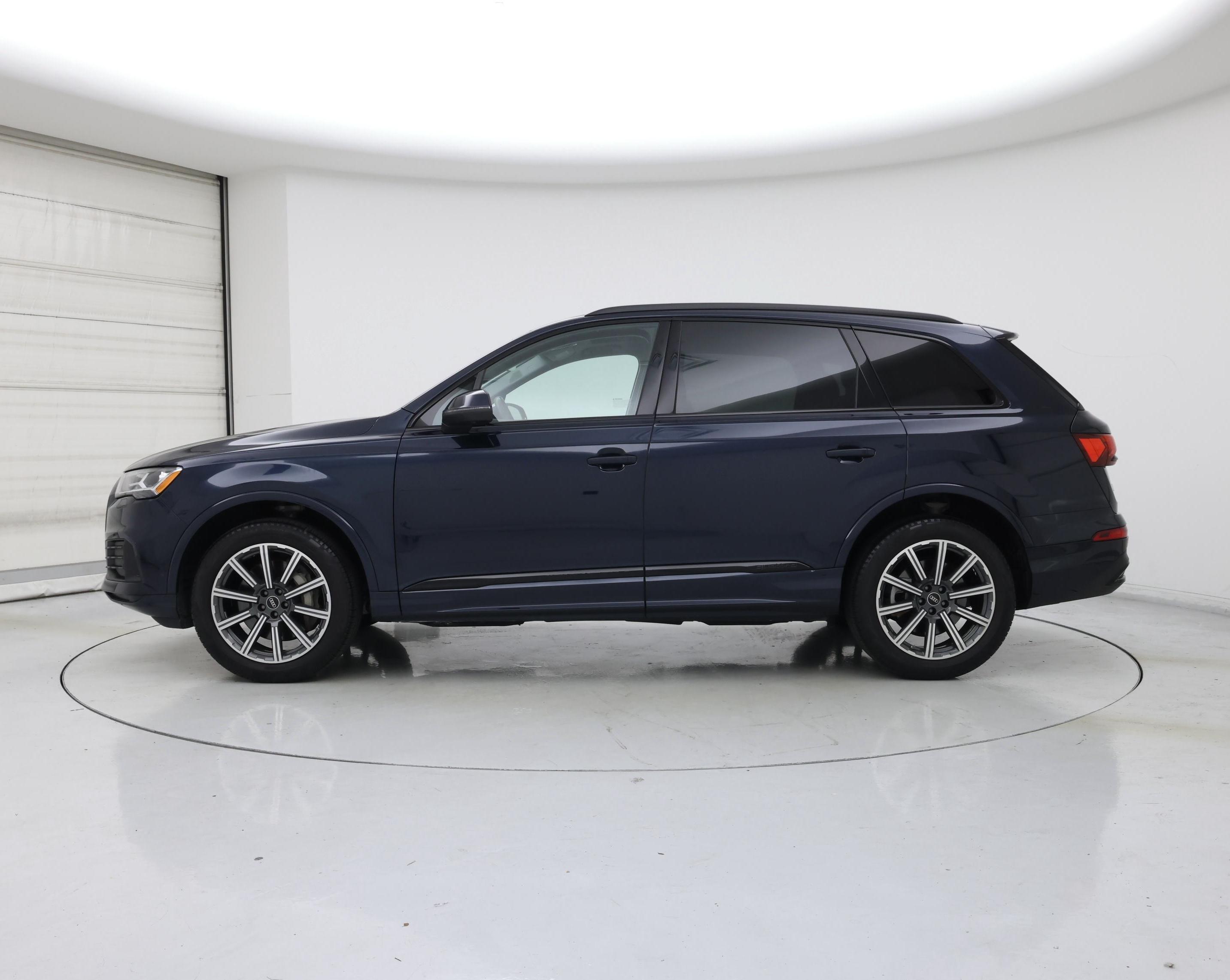Thumbnail: 2023 Audi Q7 - 3