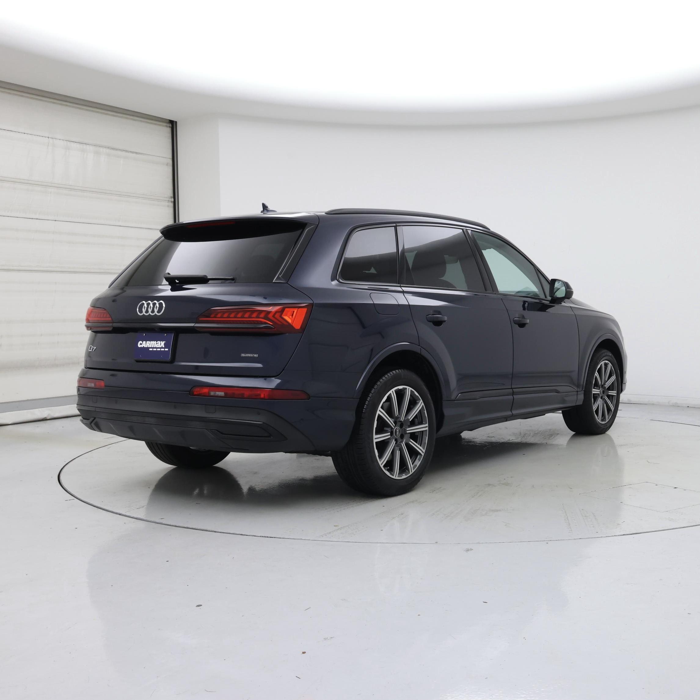 Thumbnail: 2023 Audi Q7 - 8