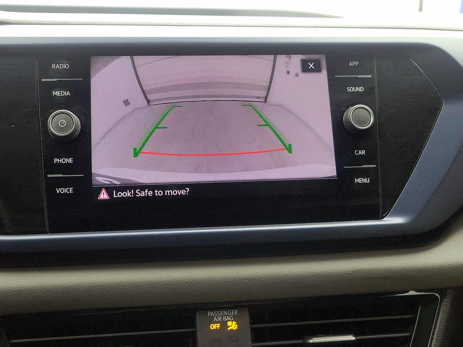 2023 Volkswagen Taos SE - Photo 15