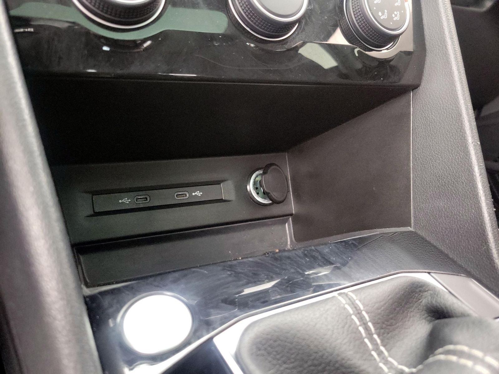 2023 Volkswagen Taos SE - Photo 19