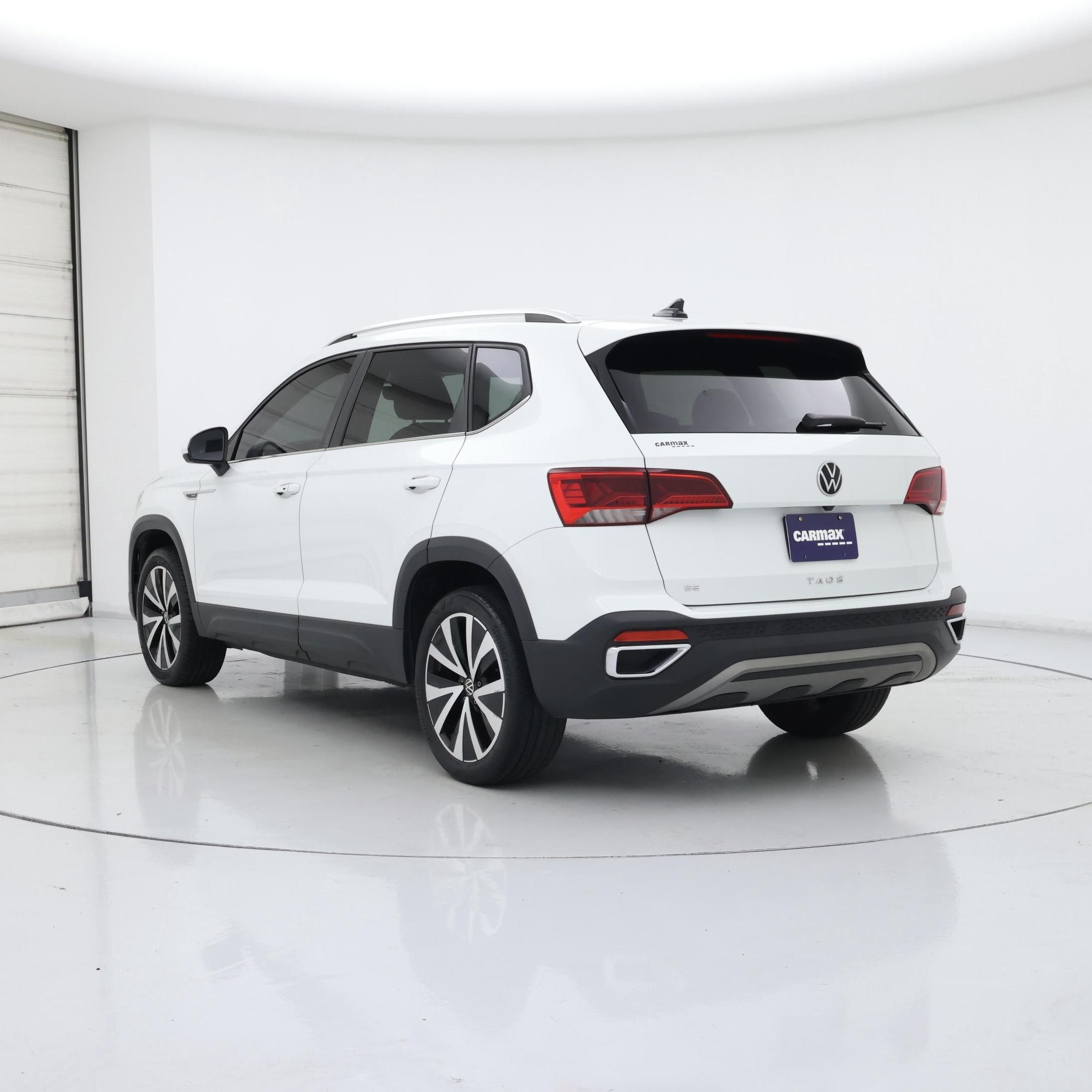 Thumbnail: 2023 Volkswagen Taos - 2