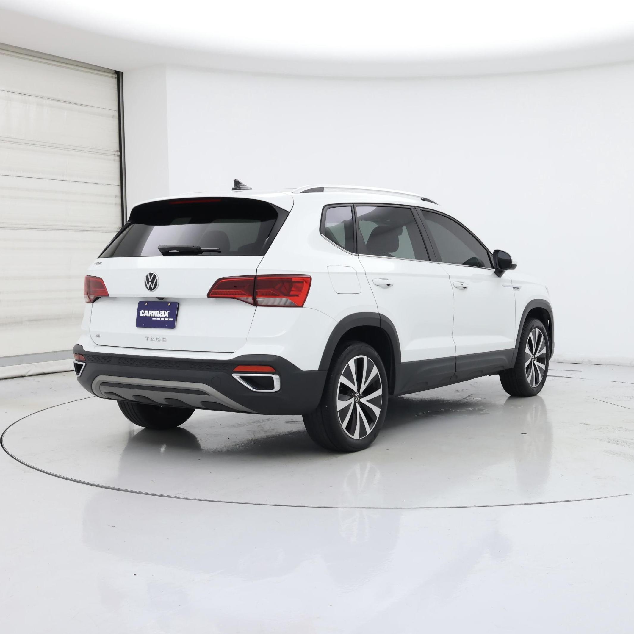 Thumbnail: 2023 Volkswagen Taos - 8