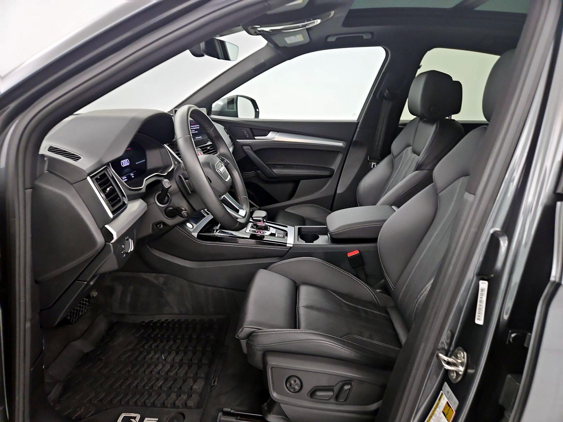 Thumbnail: 2023 Audi Q5 - 9