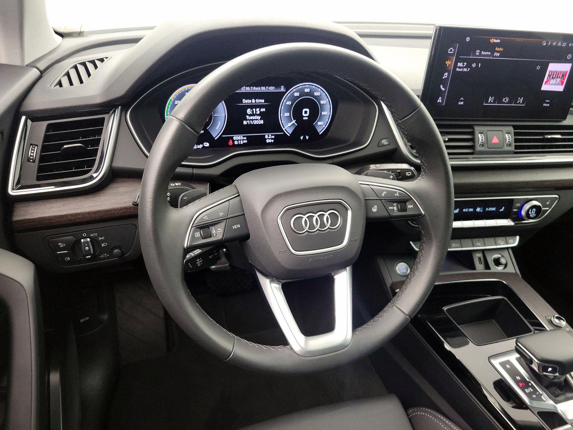 Thumbnail: 2025 Audi Q5 - 10