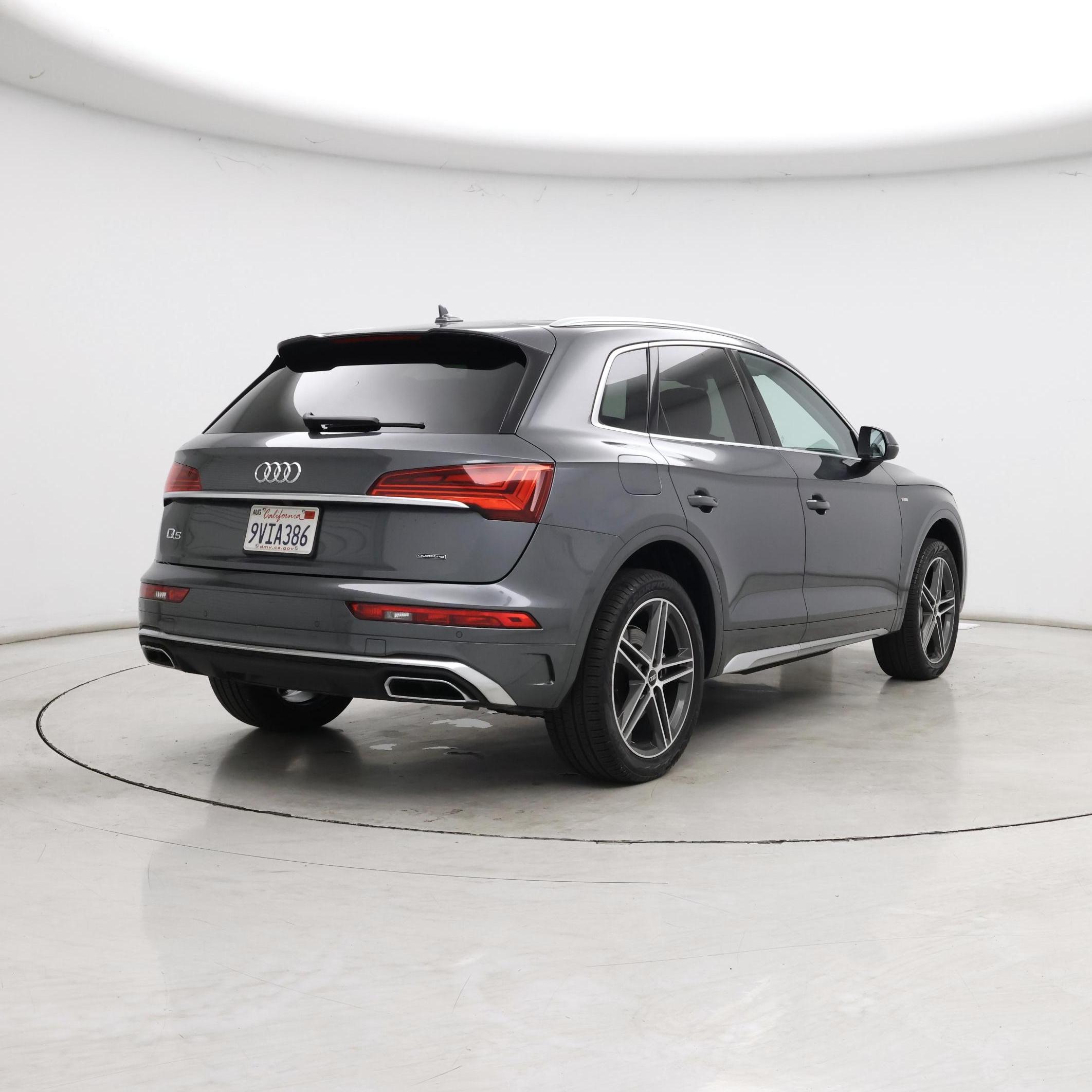 Thumbnail: 2025 Audi Q5 - 8