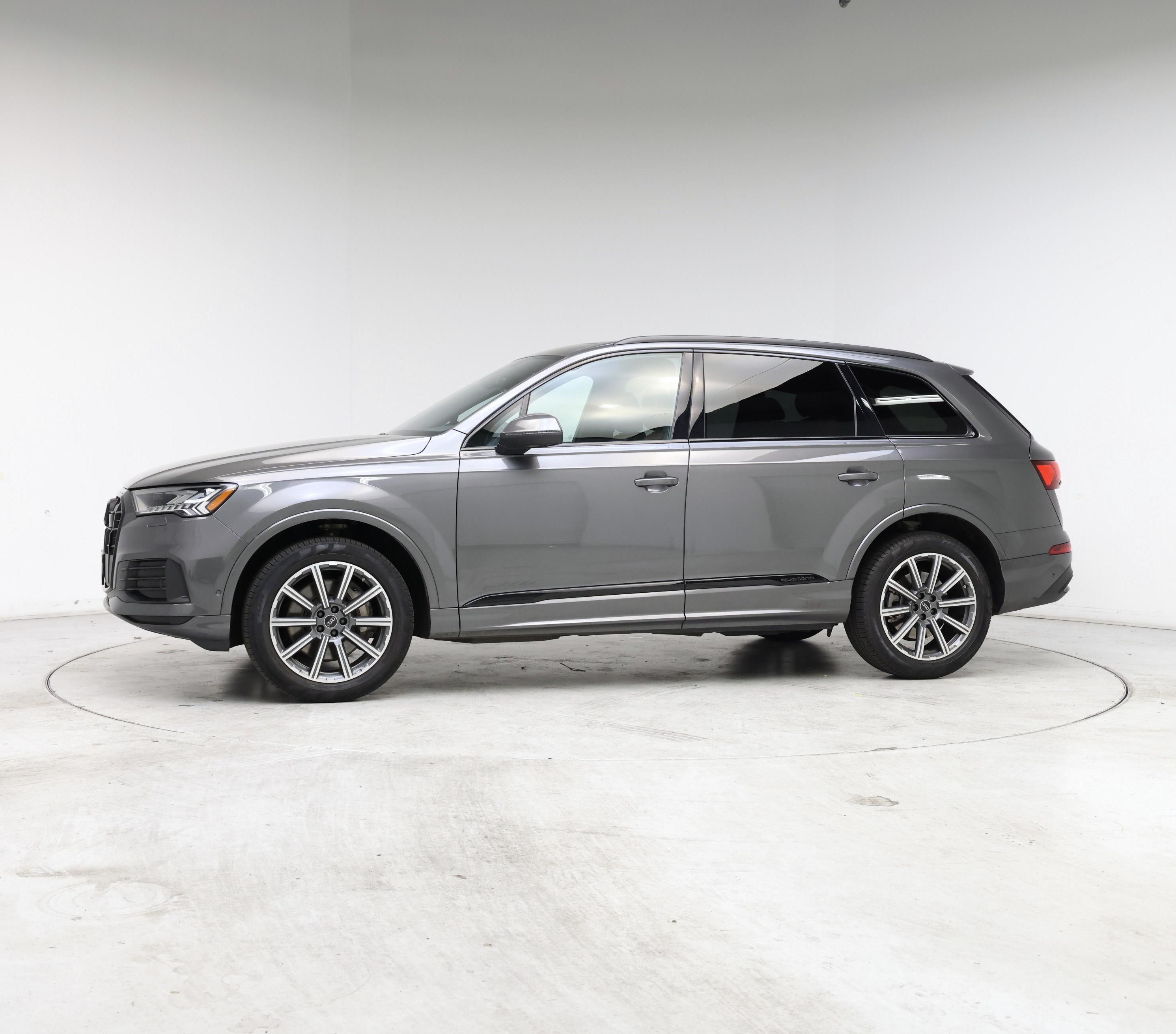 Thumbnail: 2023 Audi Q7 - 3