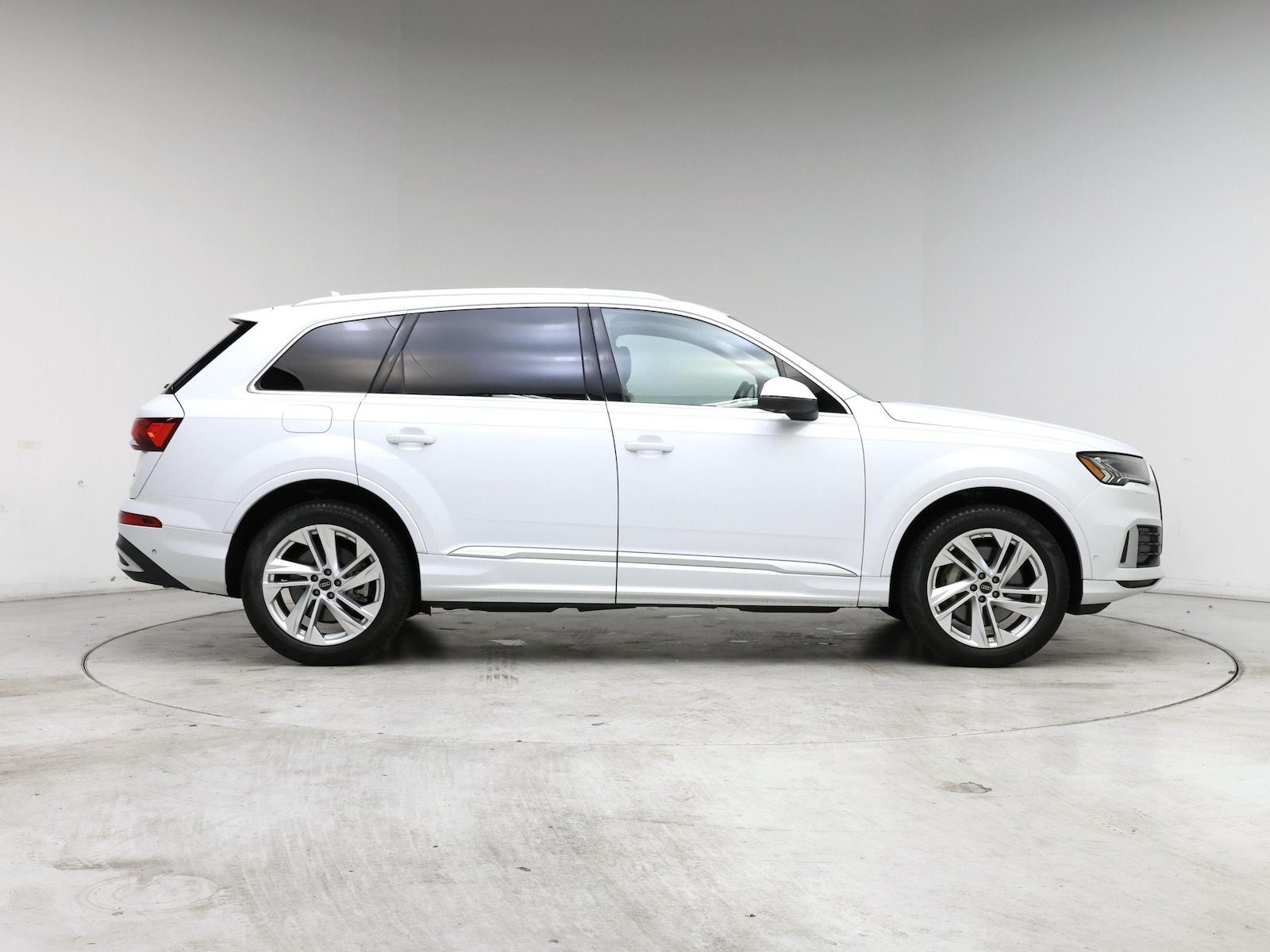 2023 Audi Q7 Premium Plus - Photo 8