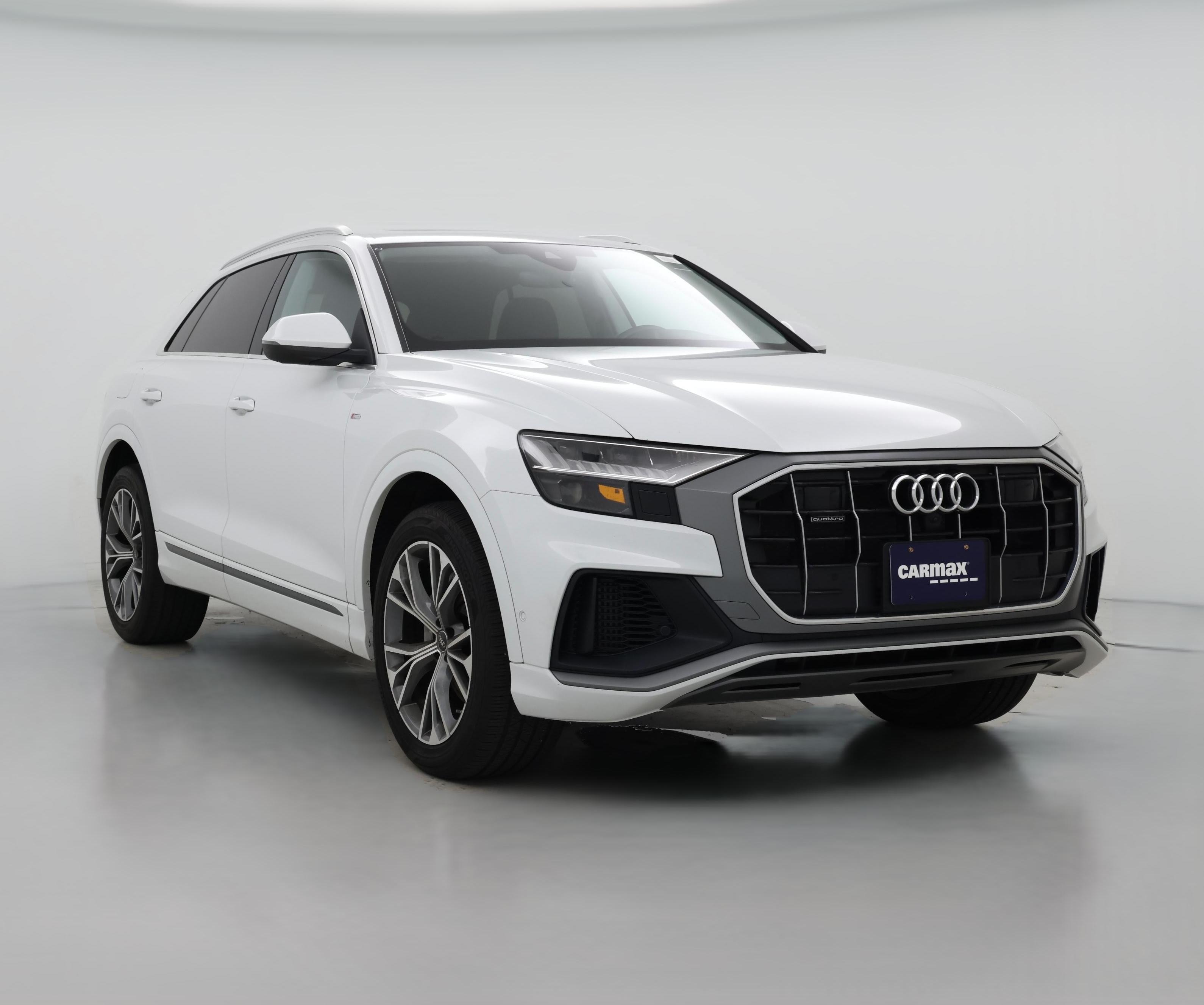 Thumbnail: 2023 Audi Q8 - 1