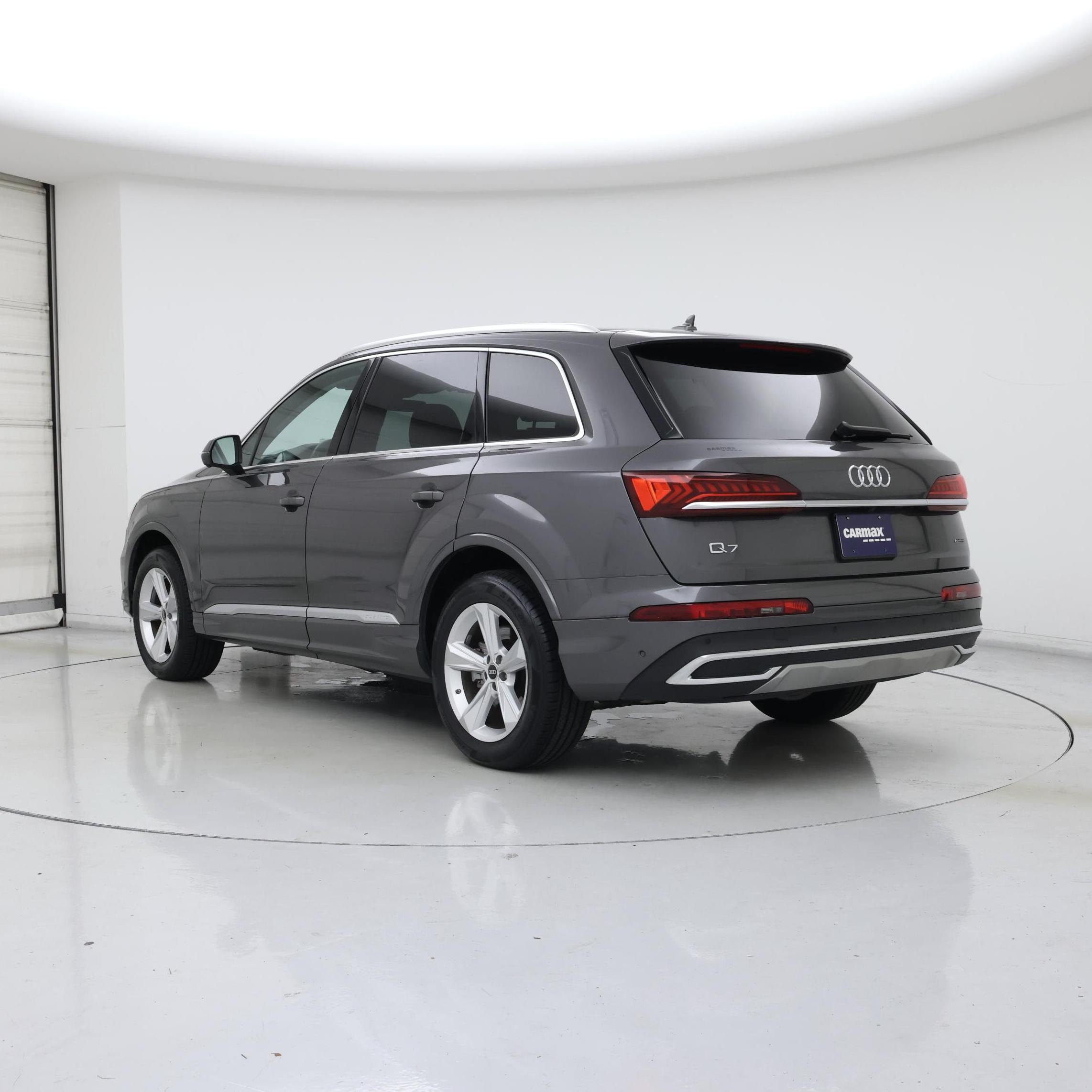 Thumbnail: 2023 Audi Q7 - 2