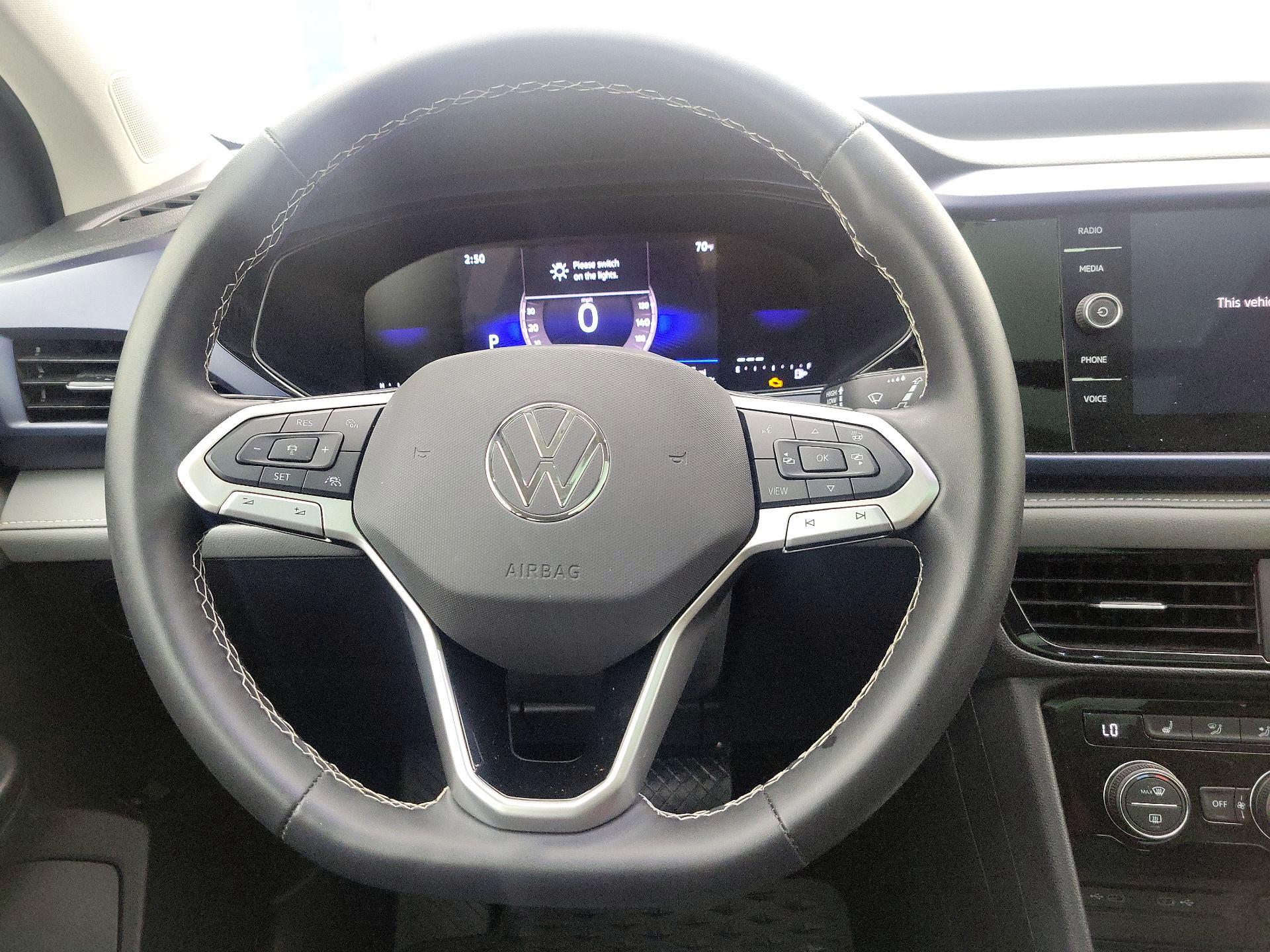 Thumbnail: 2024 Volkswagen Taos - 10
