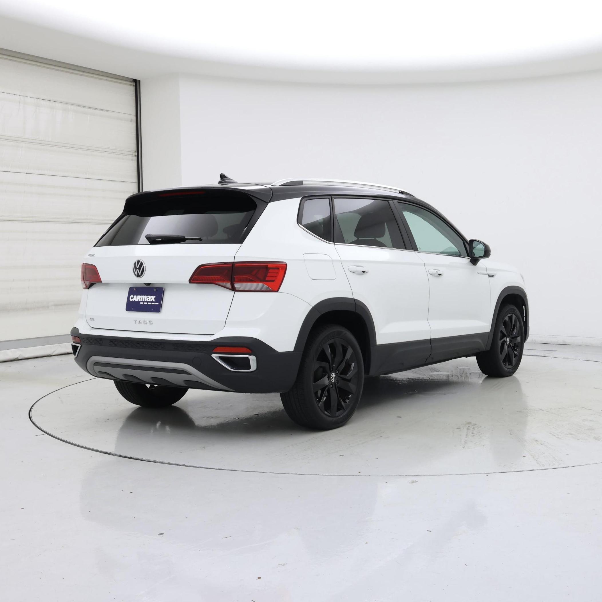 Thumbnail: 2024 Volkswagen Taos - 8