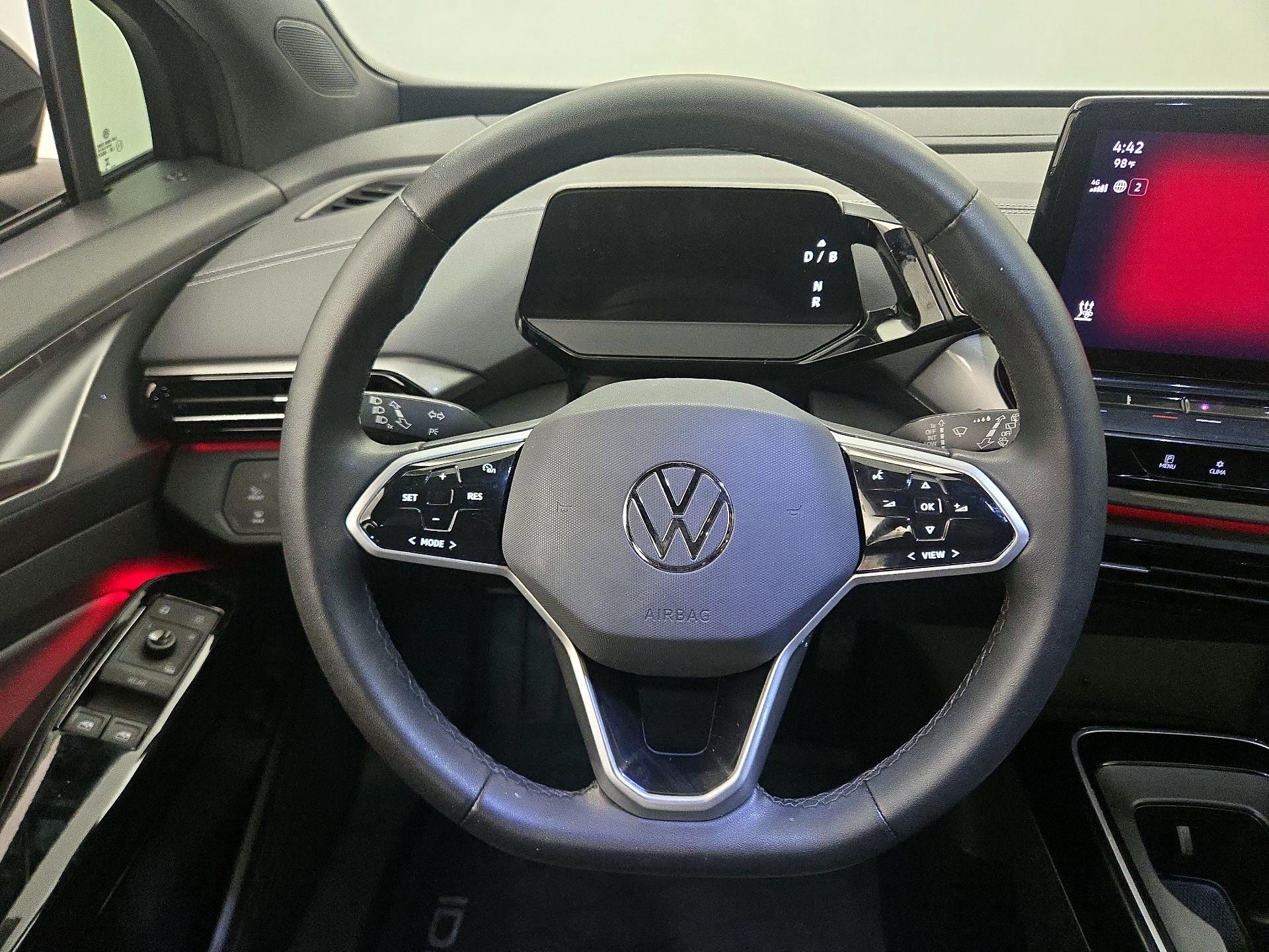 Thumbnail: 2023 Volkswagen ID.4 - 10