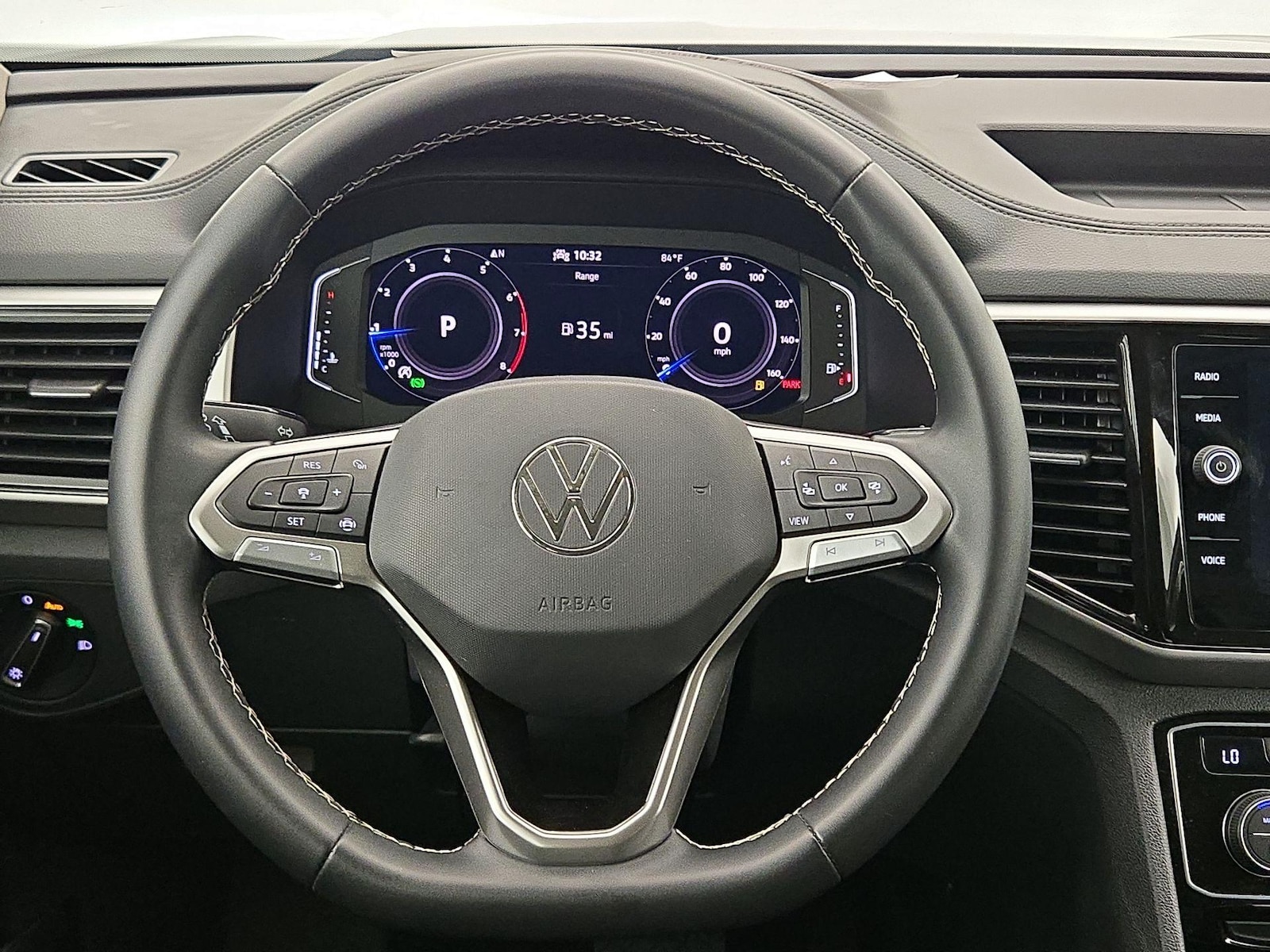 2023 Volkswagen Atlas SE w/Tech - Photo 11