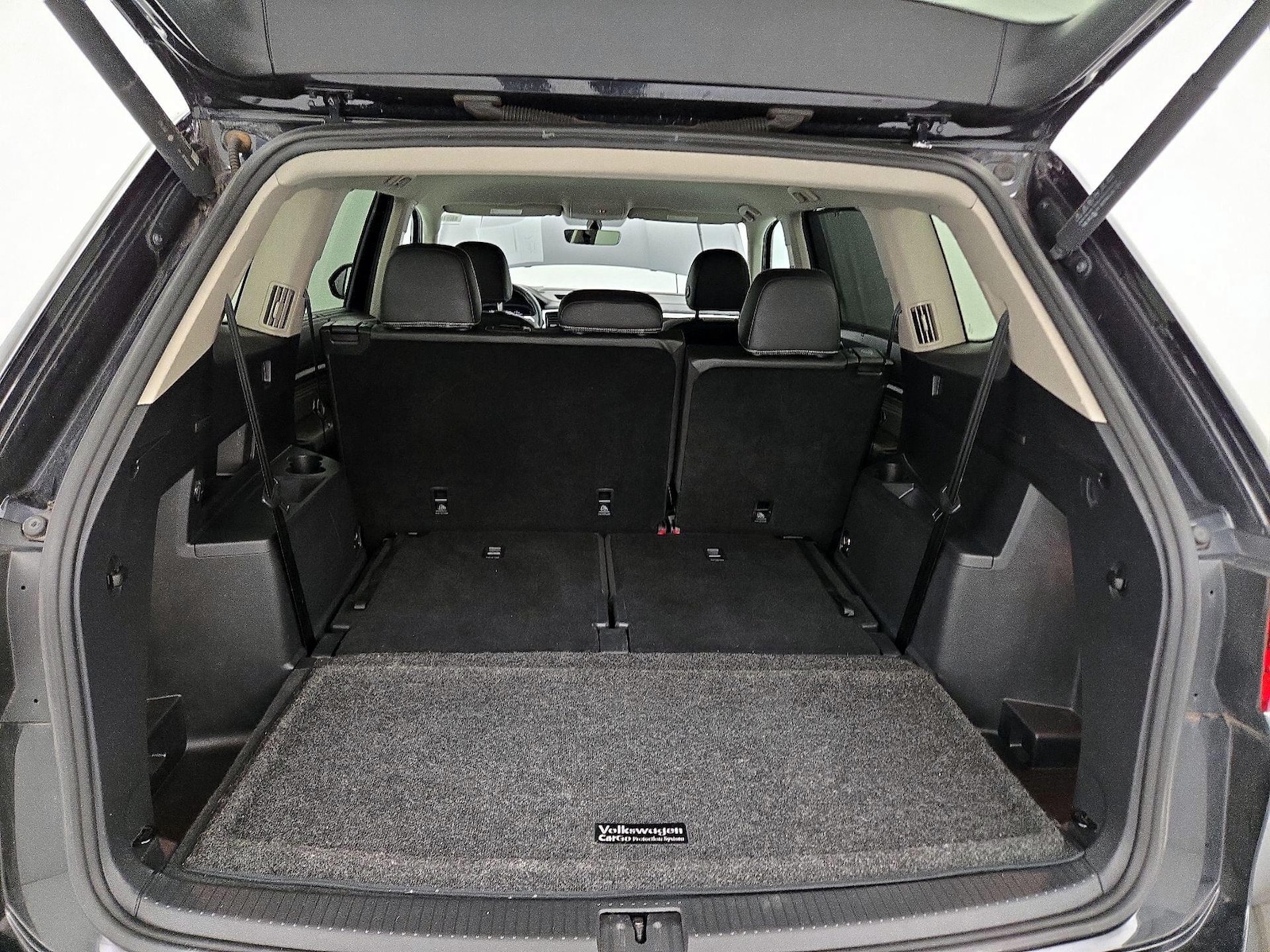 2023 Volkswagen Atlas SE w/Tech - Photo 23