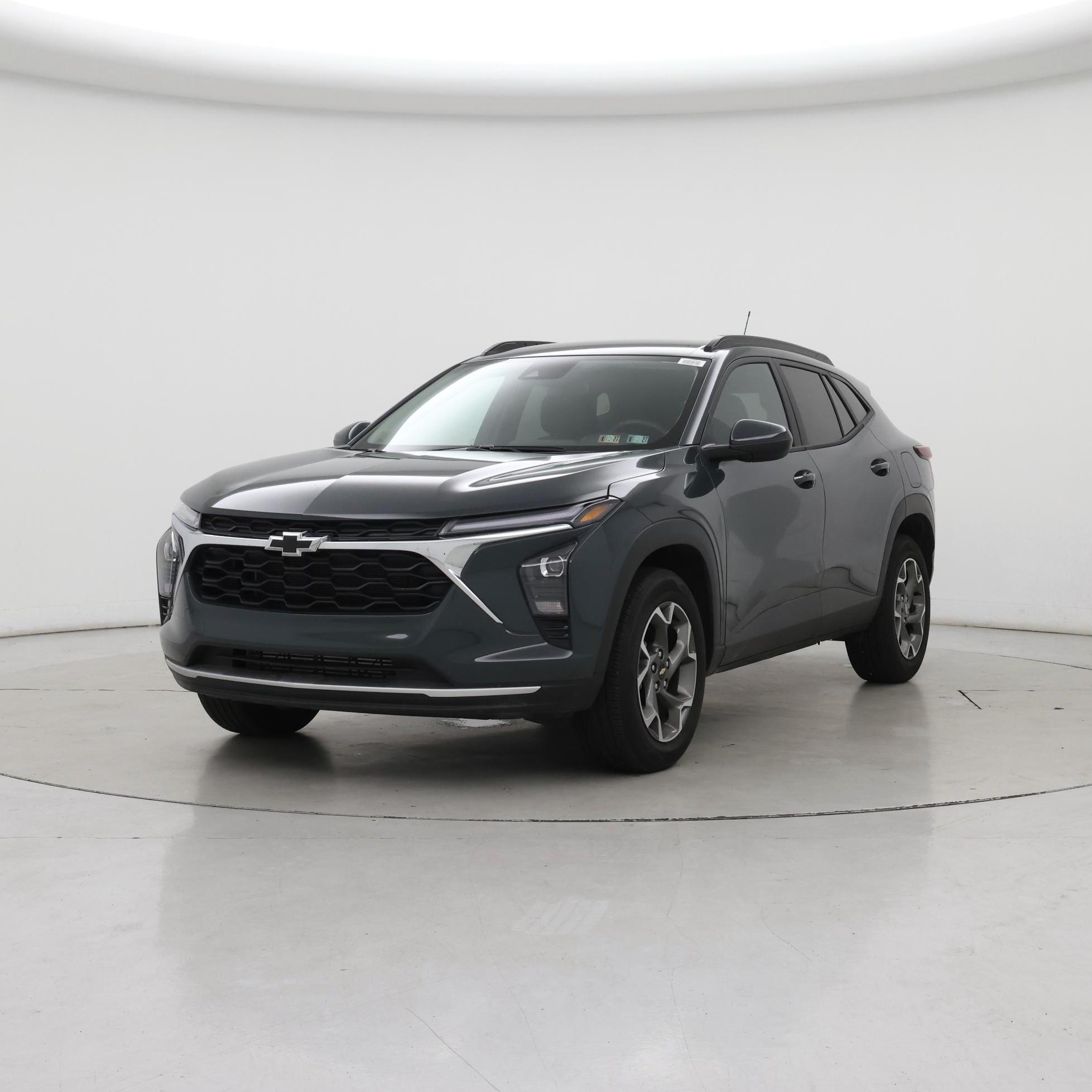 Thumbnail: 2026 Chevrolet Trax - 4