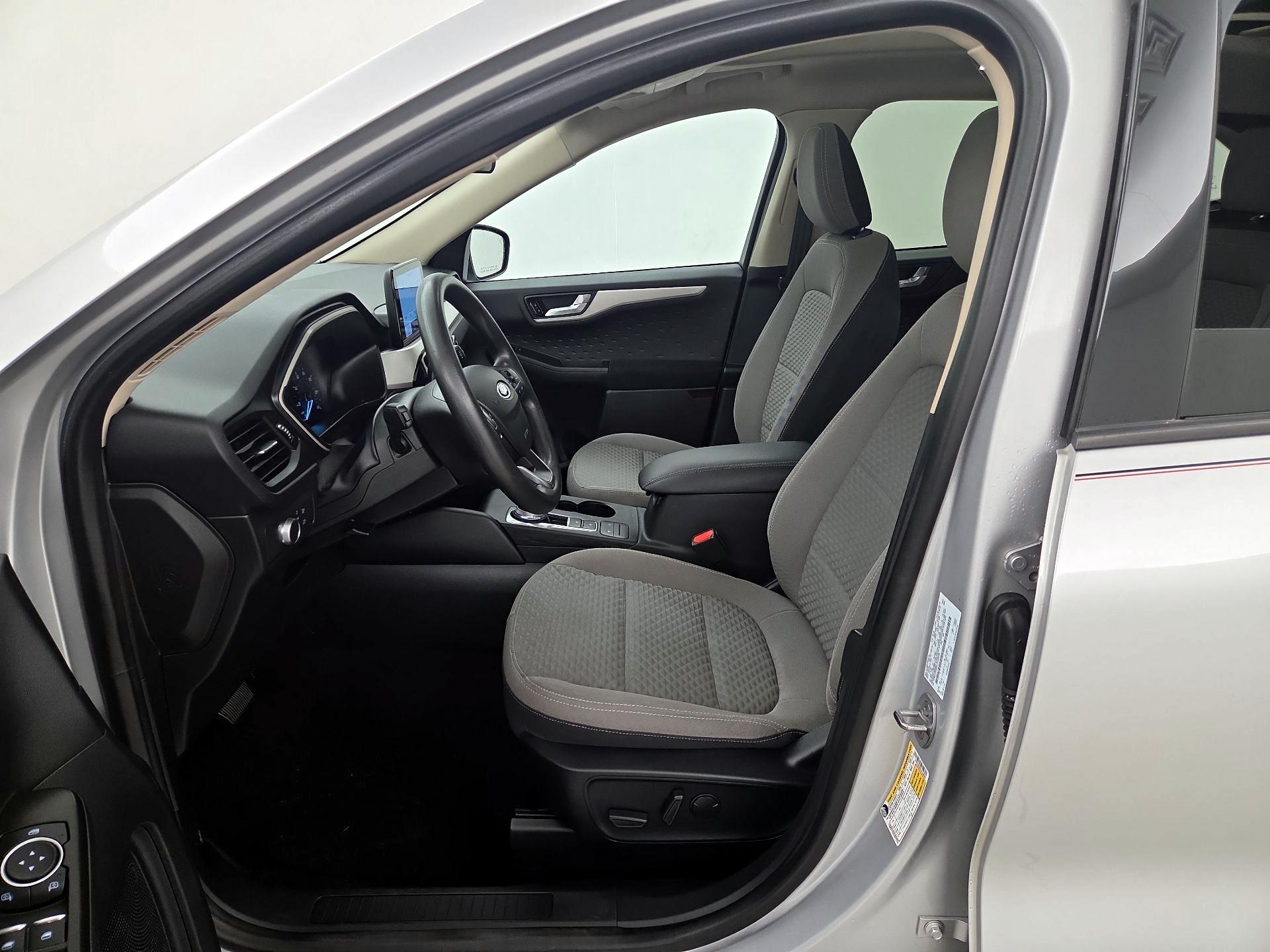 Thumbnail: 2020 Ford Escape - 11