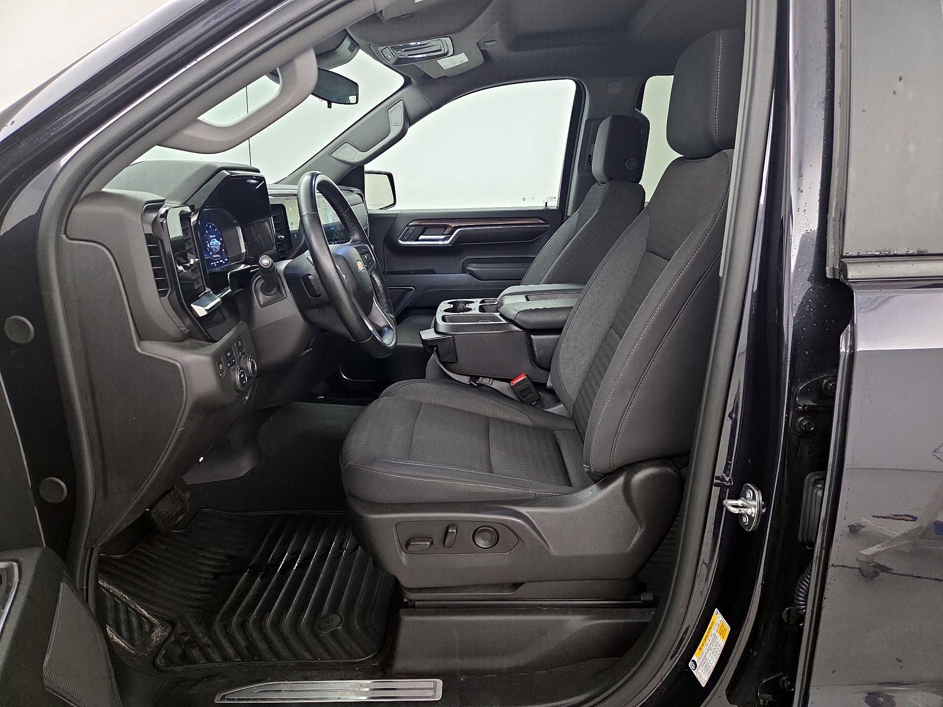 Thumbnail: 2024 Chevrolet Silverado 1500 - 11