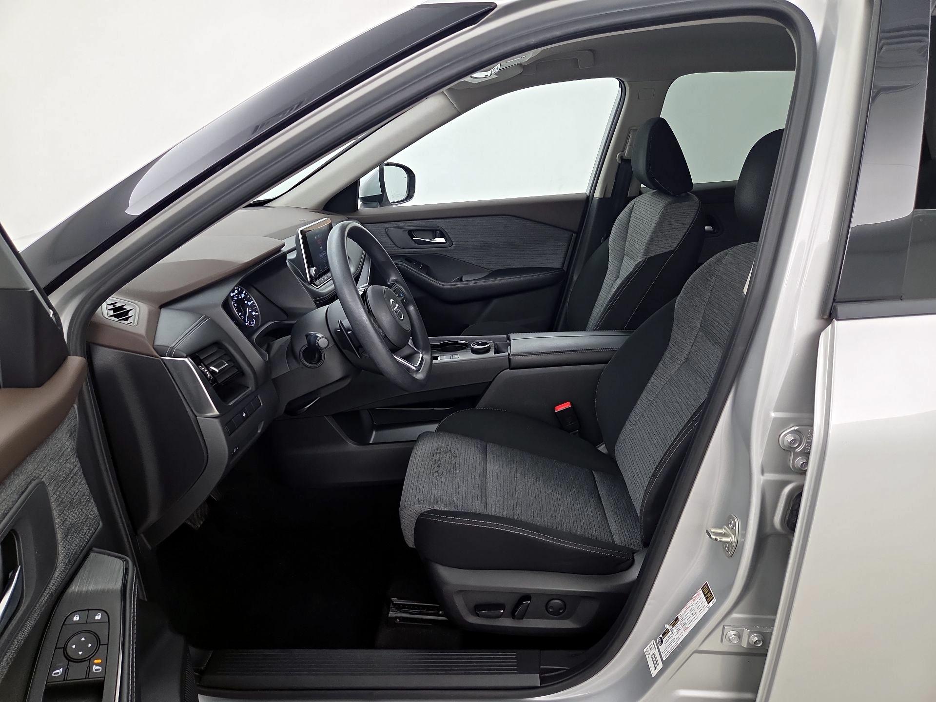 Thumbnail: 2021 Nissan Rogue - 11
