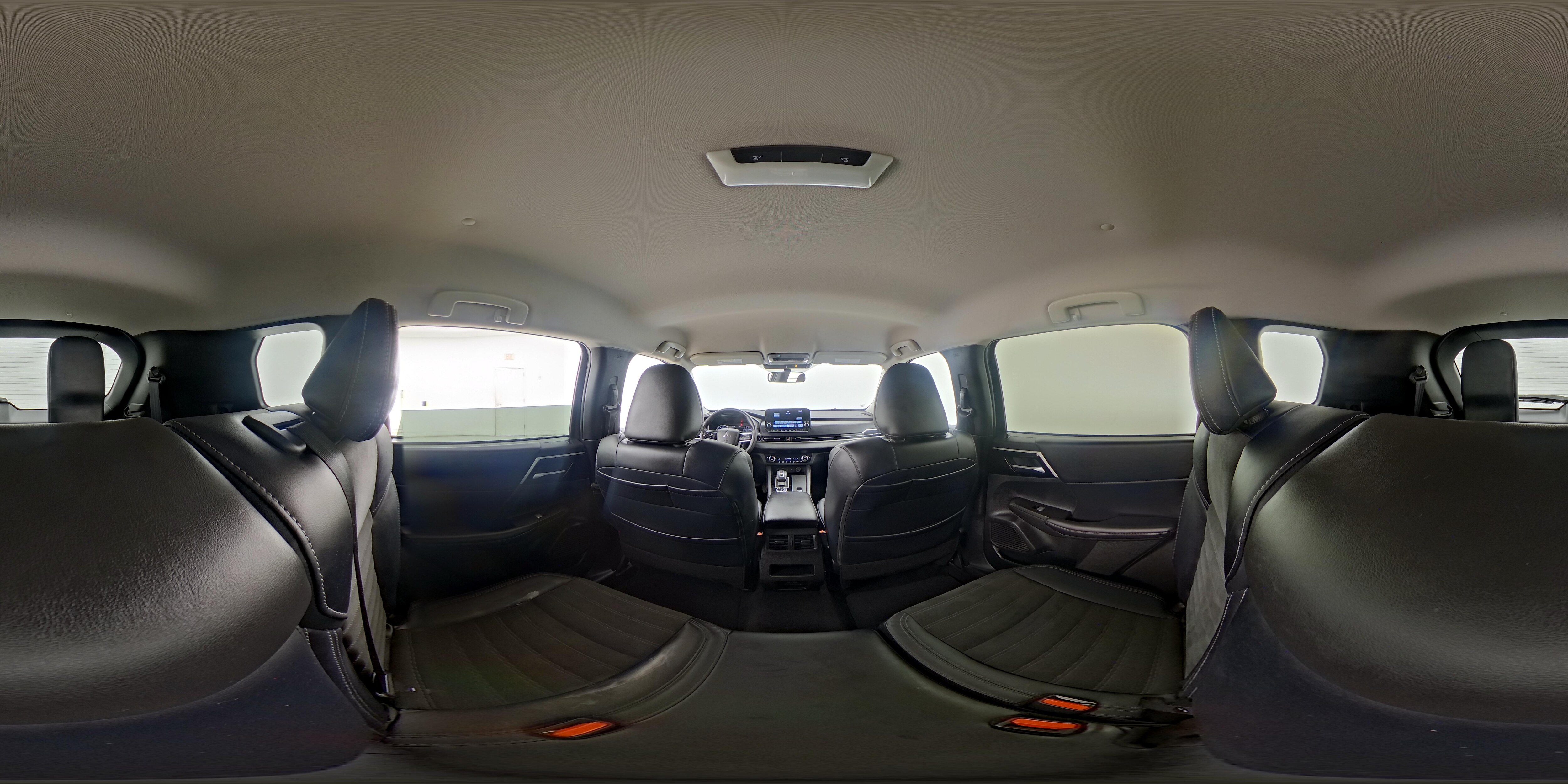 2024 Mitsubishi Outlander SE - Photo 28