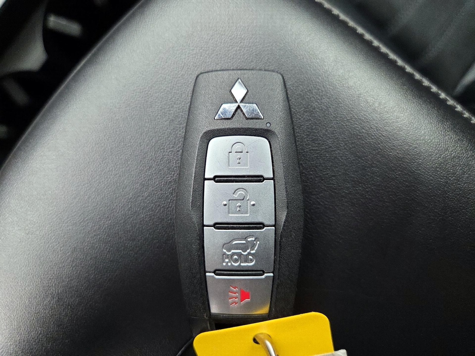 2024 Mitsubishi Outlander SE - Photo 26